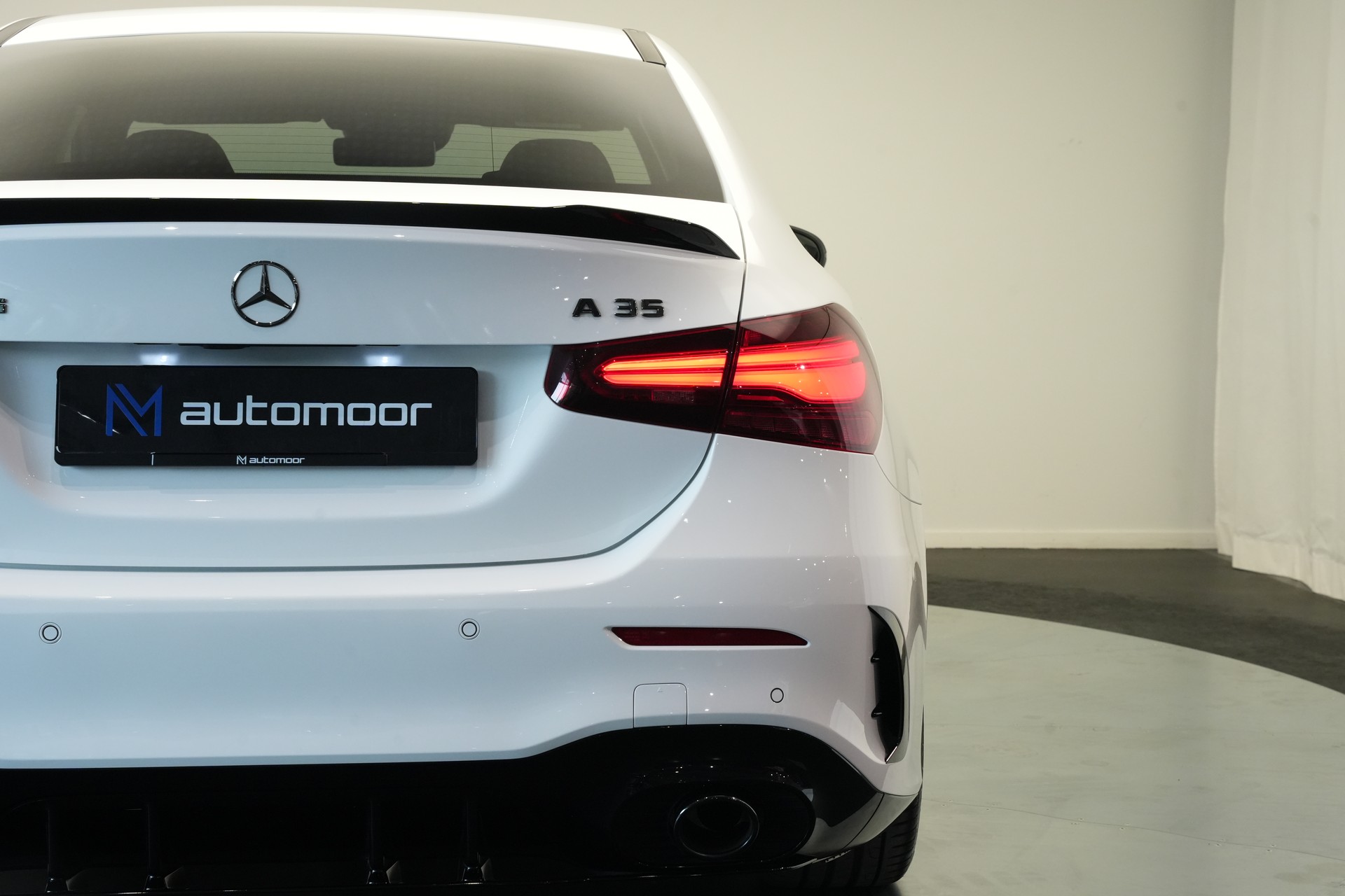 MERCEDES-BENZ A AMG 35 4Matic+ 8G-DCT *Performance Sitze* *Facelift*-image-40