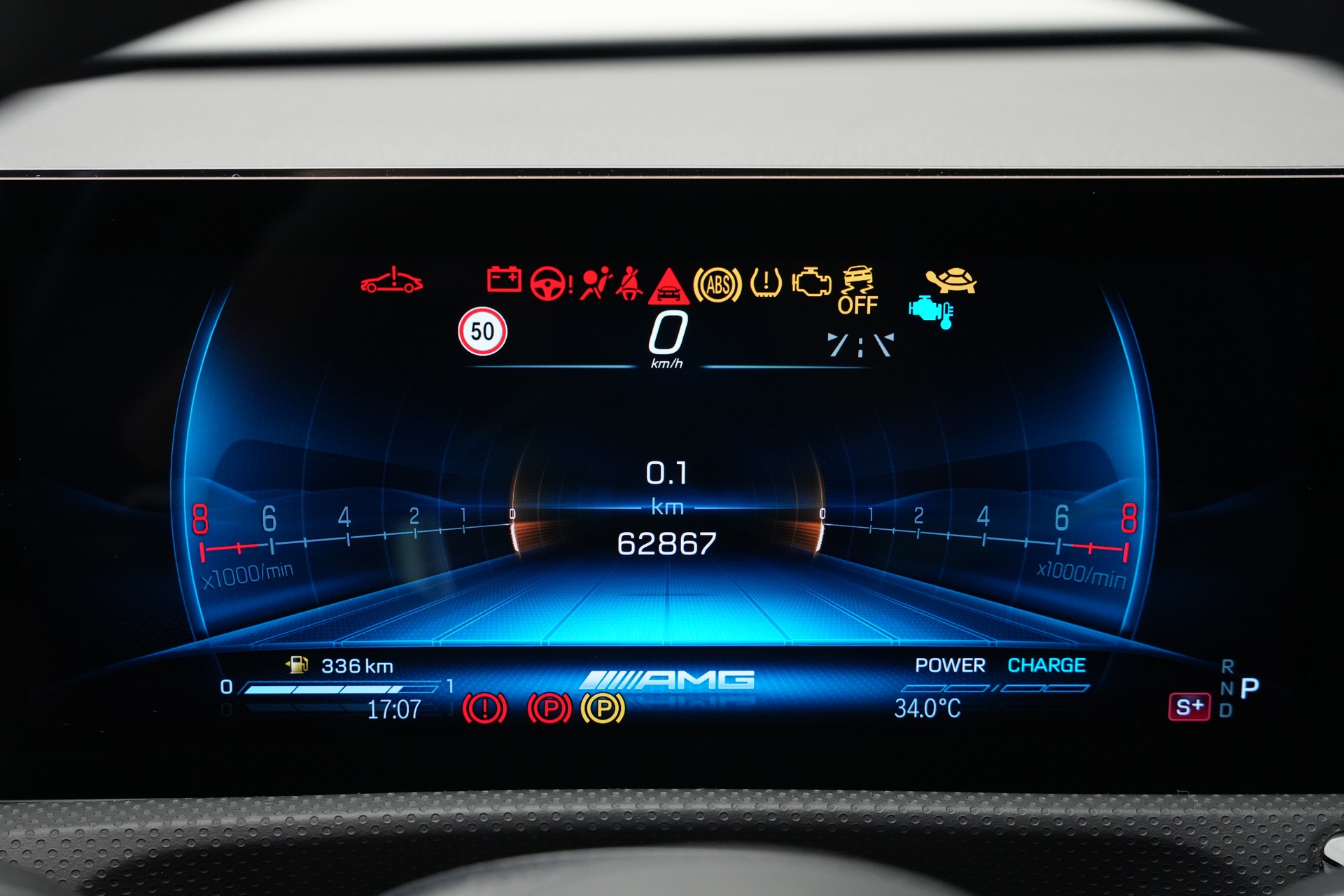 MERCEDES-BENZ A AMG 35 4Matic+ 8G-DCT *Performance Sitze* *Facelift*-image-32
