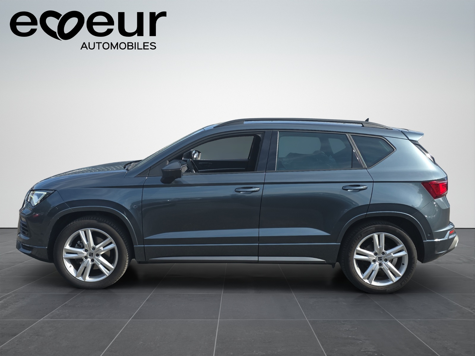 SEAT Ateca 2.0 TSI Hola FR 4Drive DSG-image-2