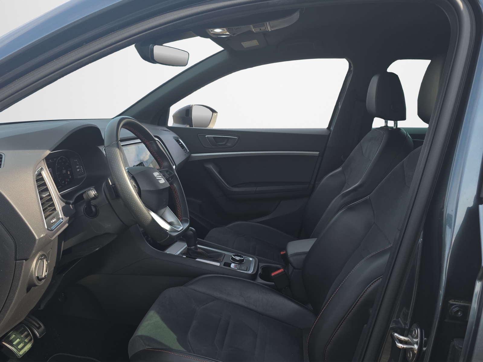 SEAT Ateca 2.0 TSI Hola FR 4Drive DSG-image-9