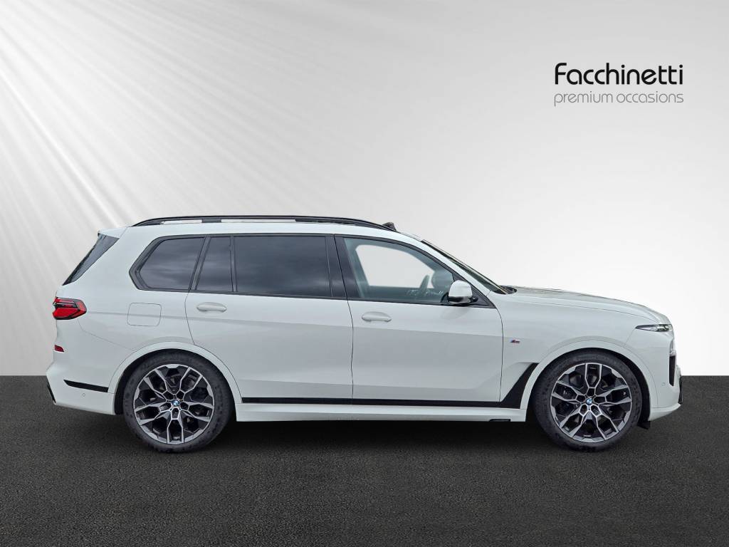 BMW X7 xDrive 48V 40d M Sport Pro Steptronic-image-2