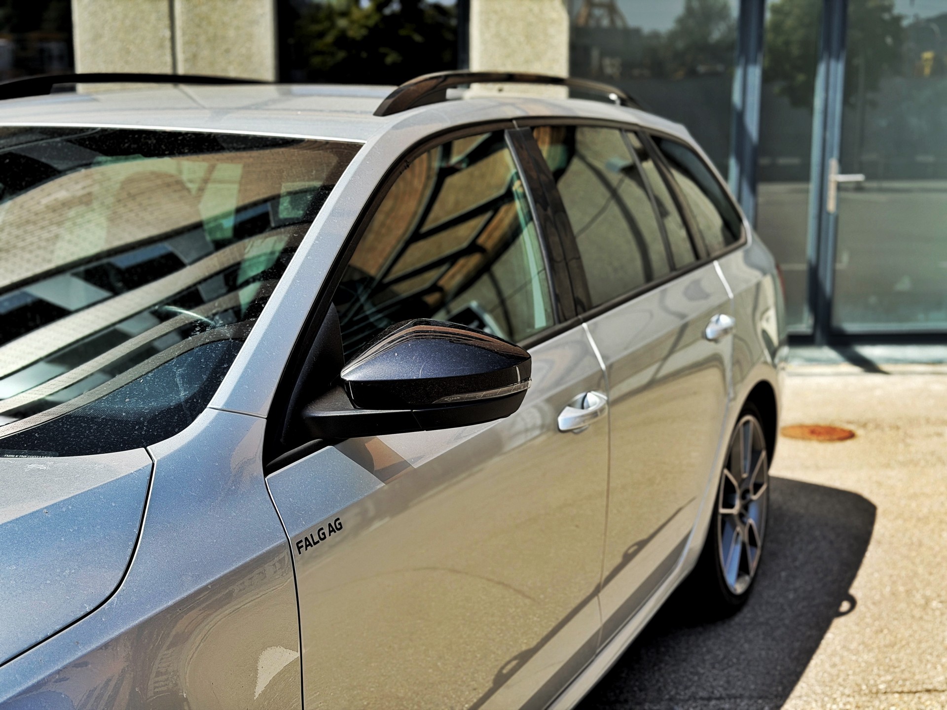 SKODA Octavia Combi 2.0 TDI RS 4x4 DSG-image-7