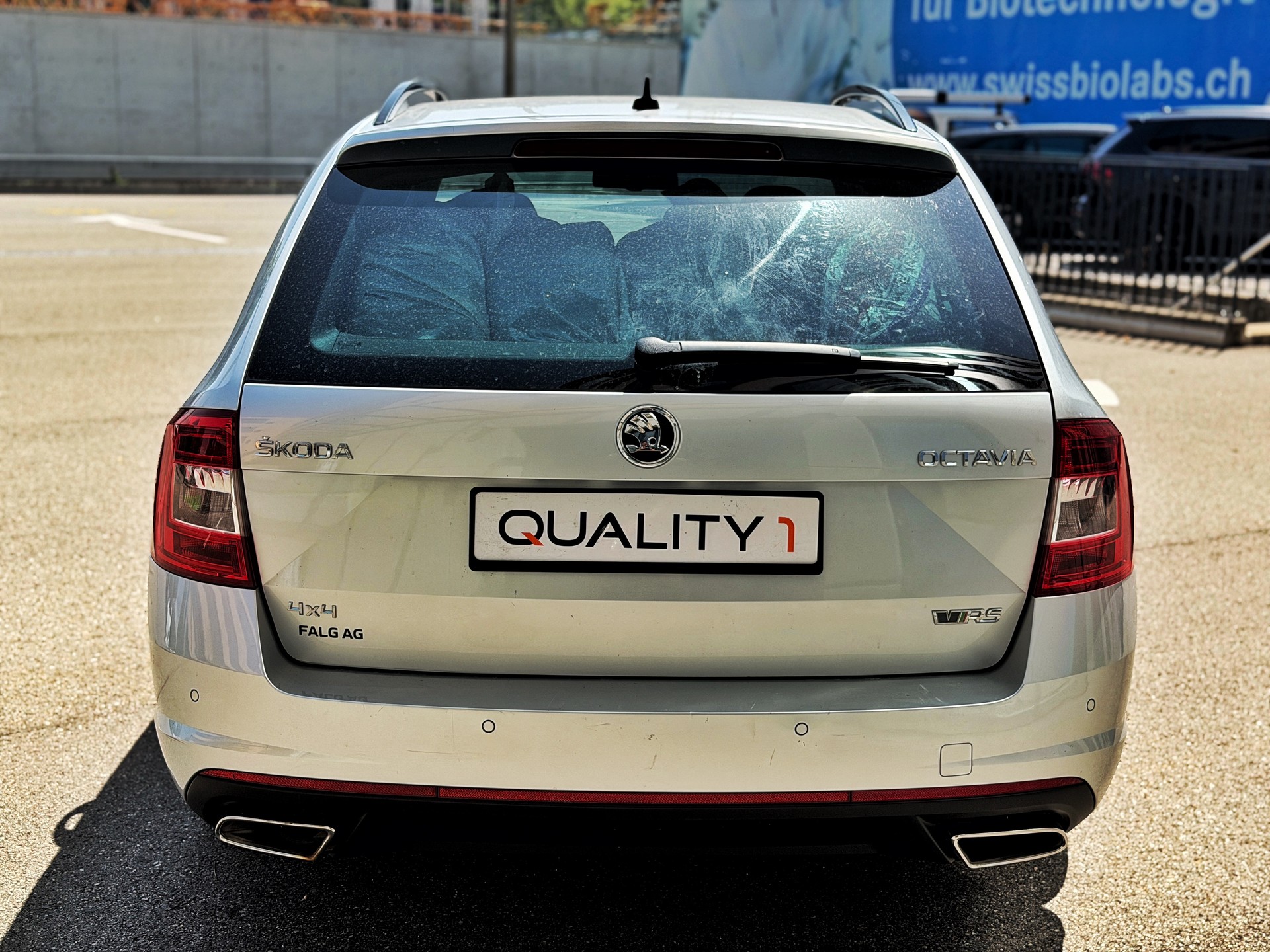 SKODA Octavia Combi 2.0 TDI RS 4x4 DSG-image-3