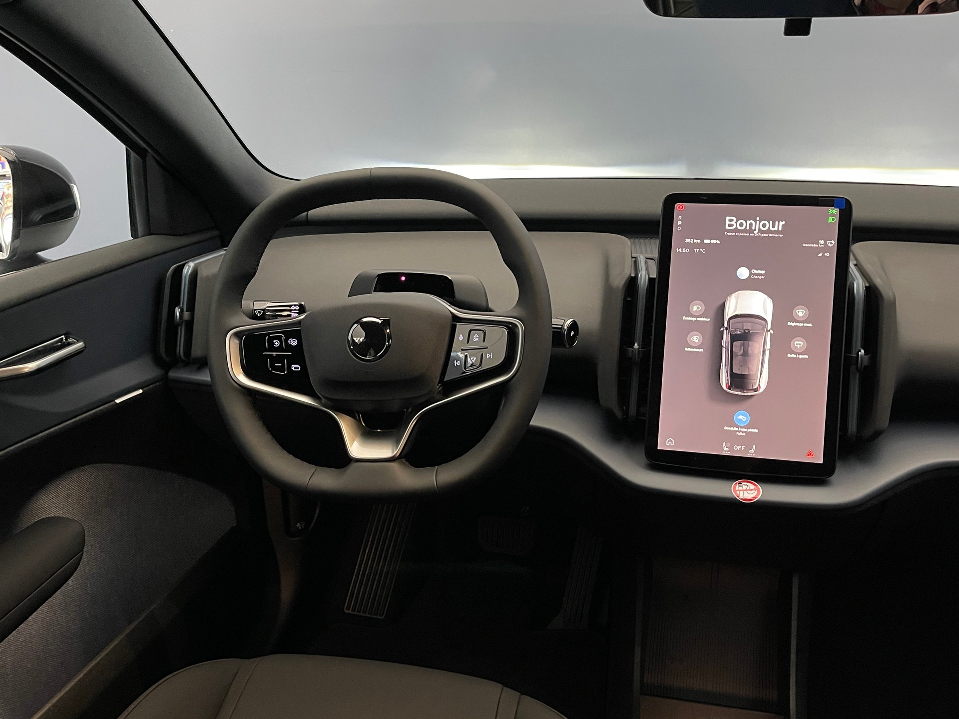 VOLVO EX30 E60 Core Core-image-12