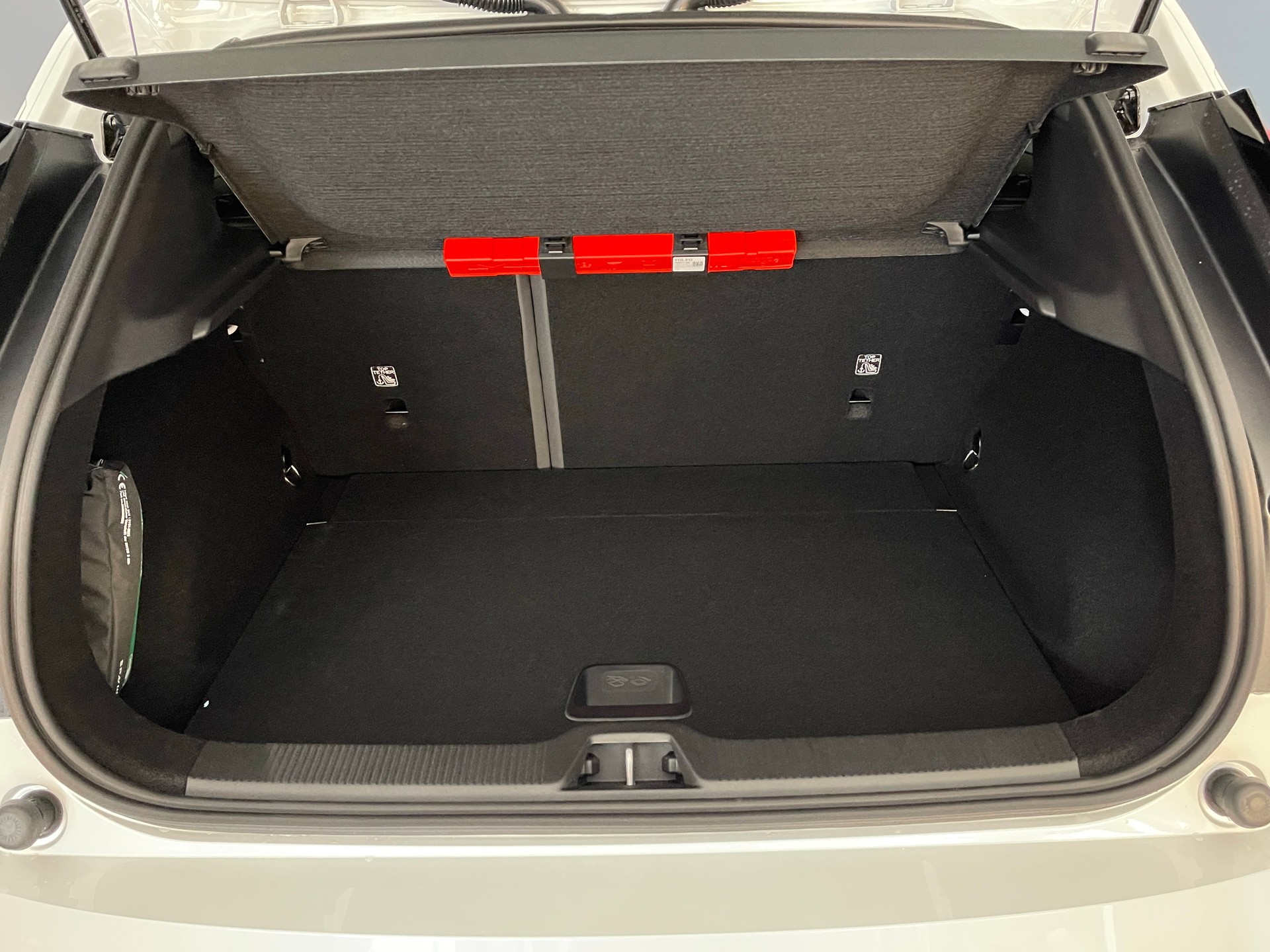 VOLVO EX30 E60 Core Core-image-8