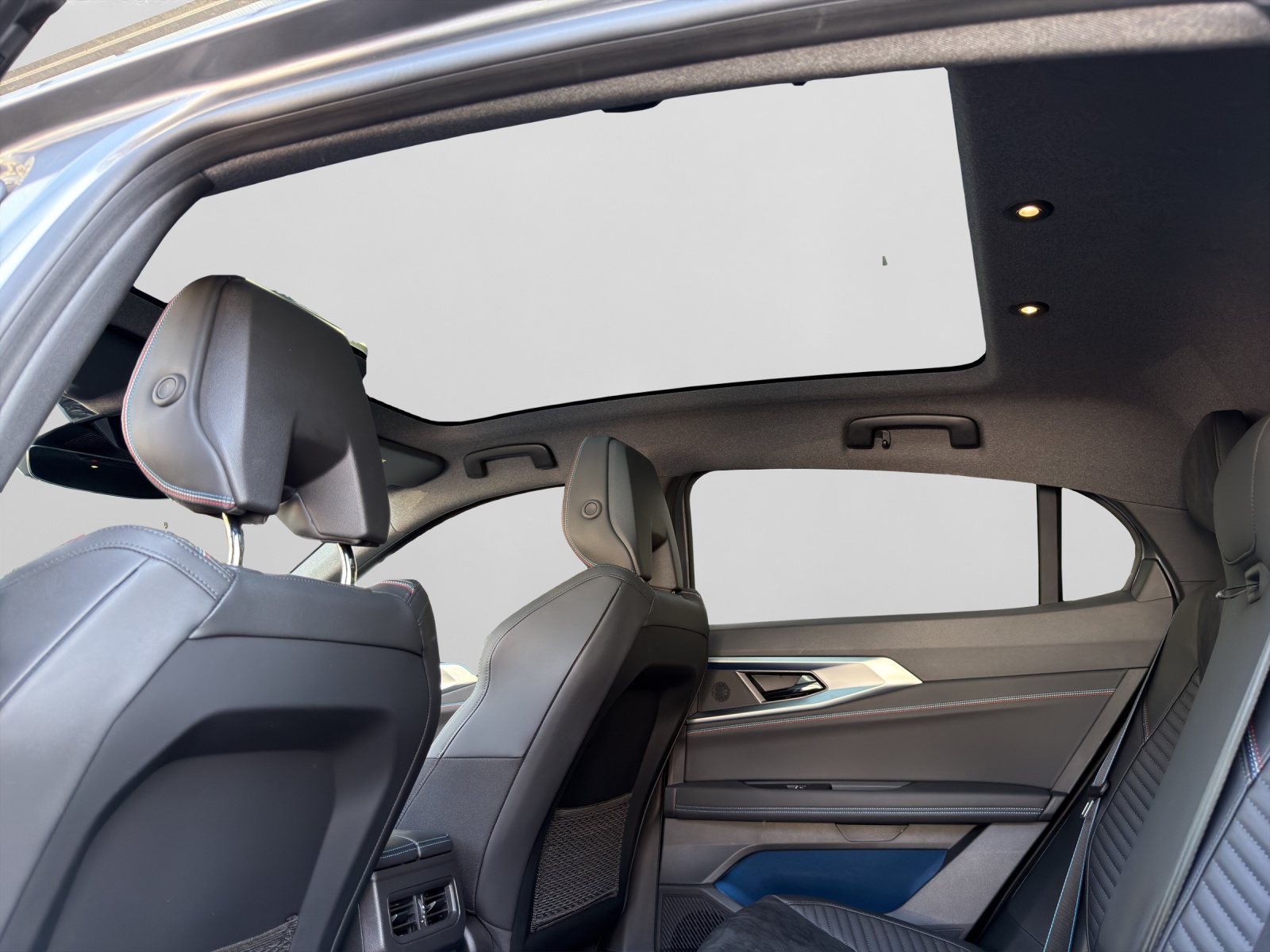RENAULT Rafale 1.2 E-Tech Plug-in Atelier Alpine-image-9
