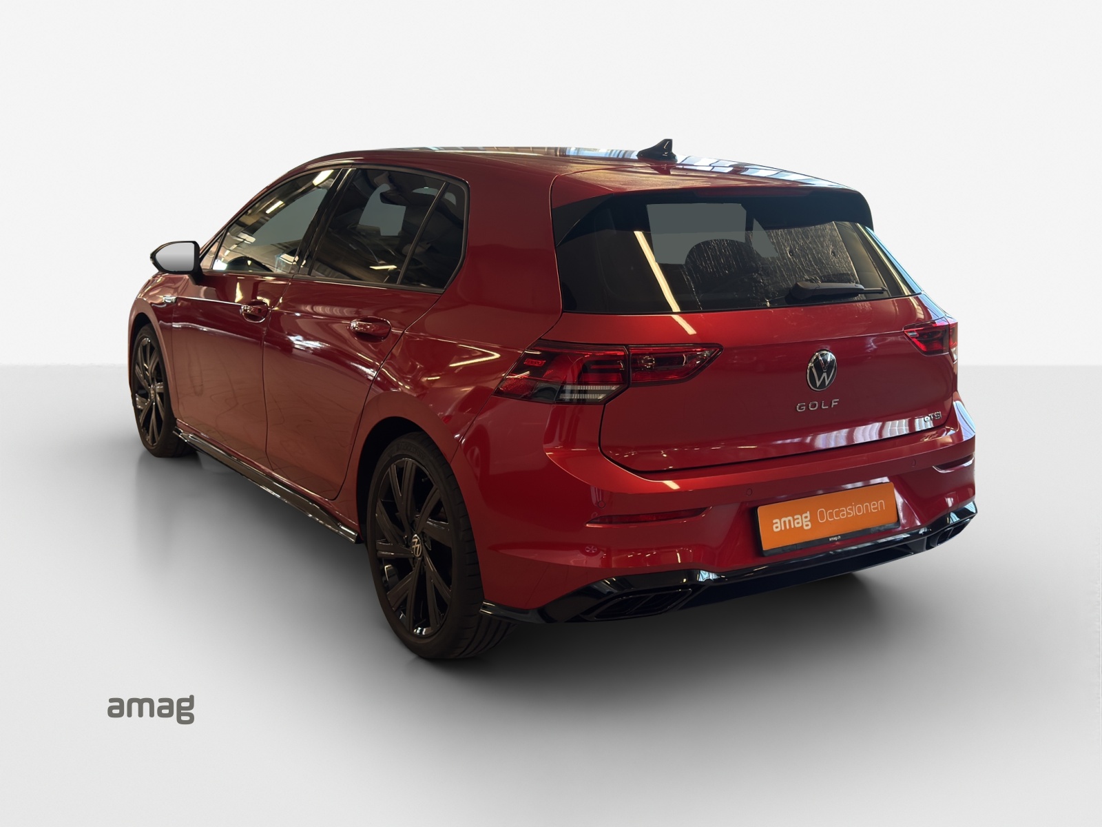 VW Golf 1.5 eTSI mHEV ACT R-Line DSG-image-2