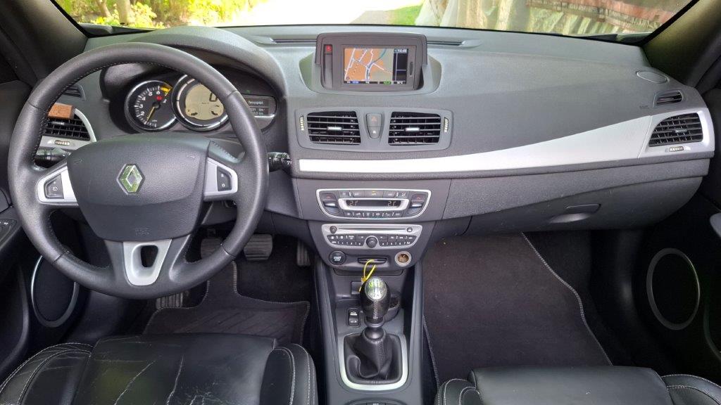 RENAULT Mégane CC 1.4 16V Turbo Dynamique-image-10