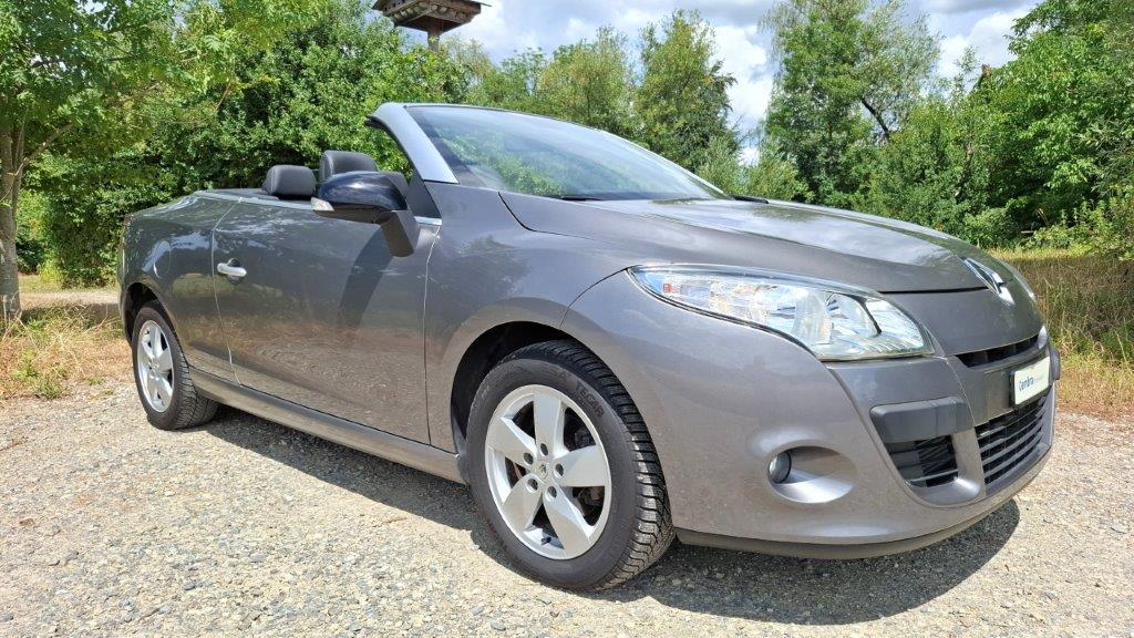 RENAULT Mégane CC 1.4 16V Turbo Dynamique-image-0