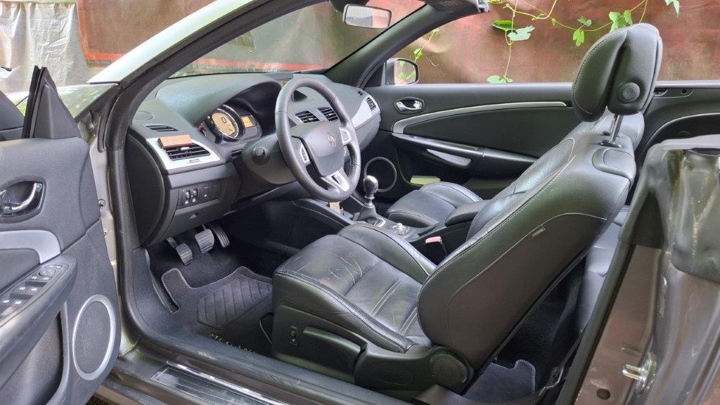 RENAULT Mégane CC 1.4 16V Turbo Dynamique-image-13