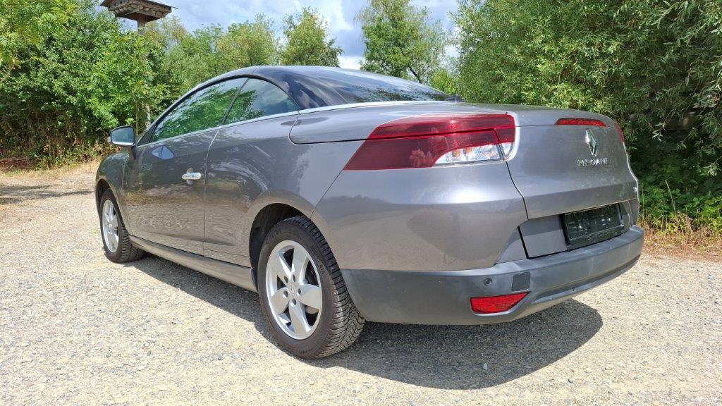RENAULT Mégane CC 1.4 16V Turbo Dynamique-image-5