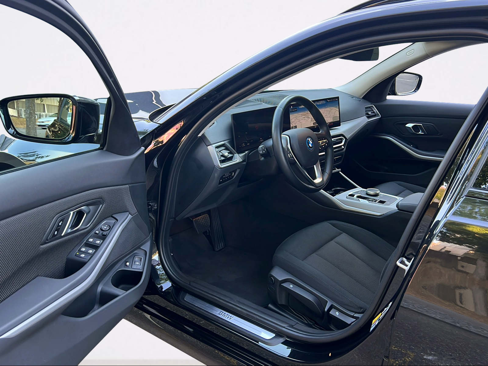 BMW 320e xDrive Touring Steptronic-image-7