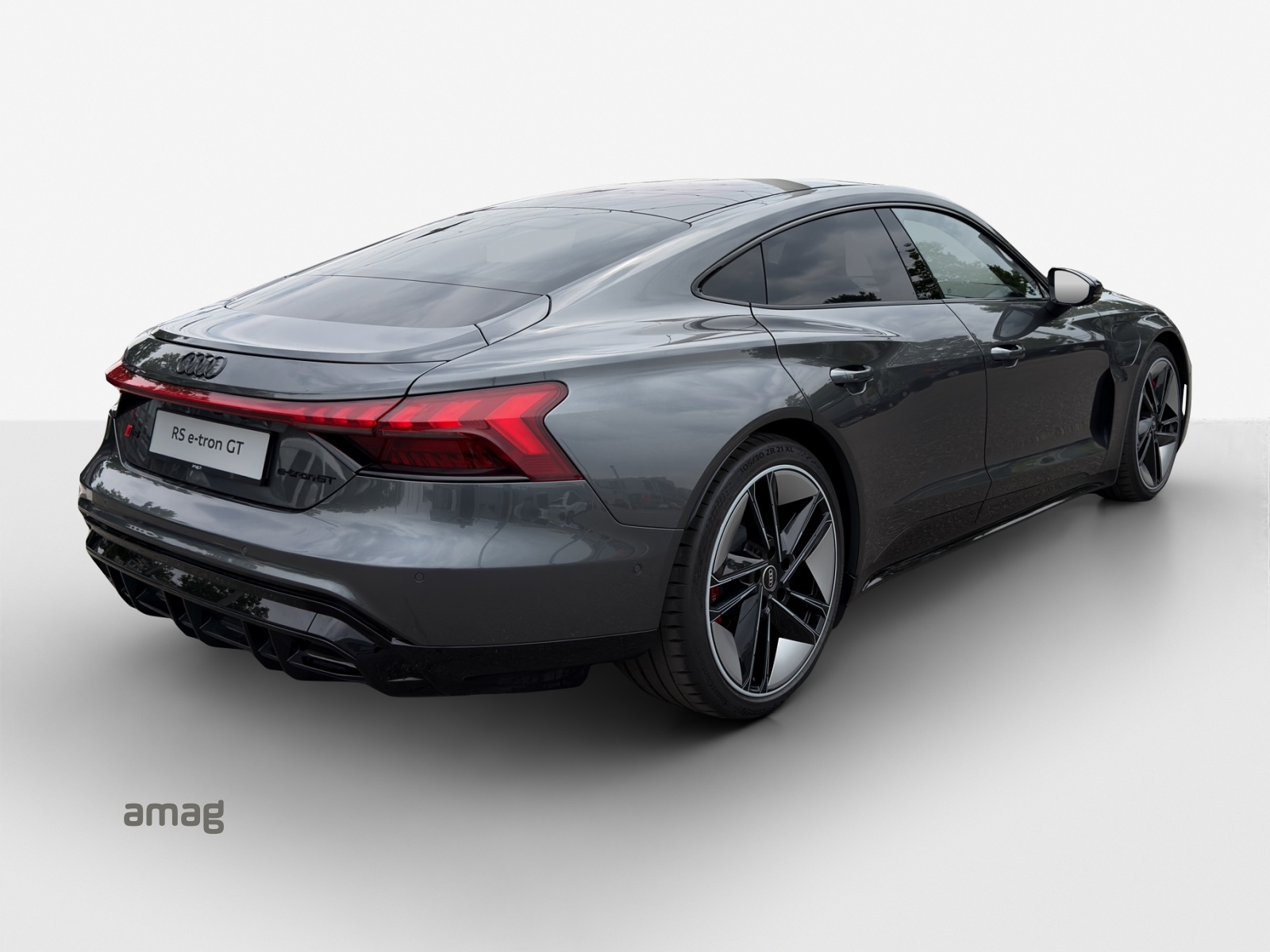 AUDI RS e-tron GT quattro-image-5
