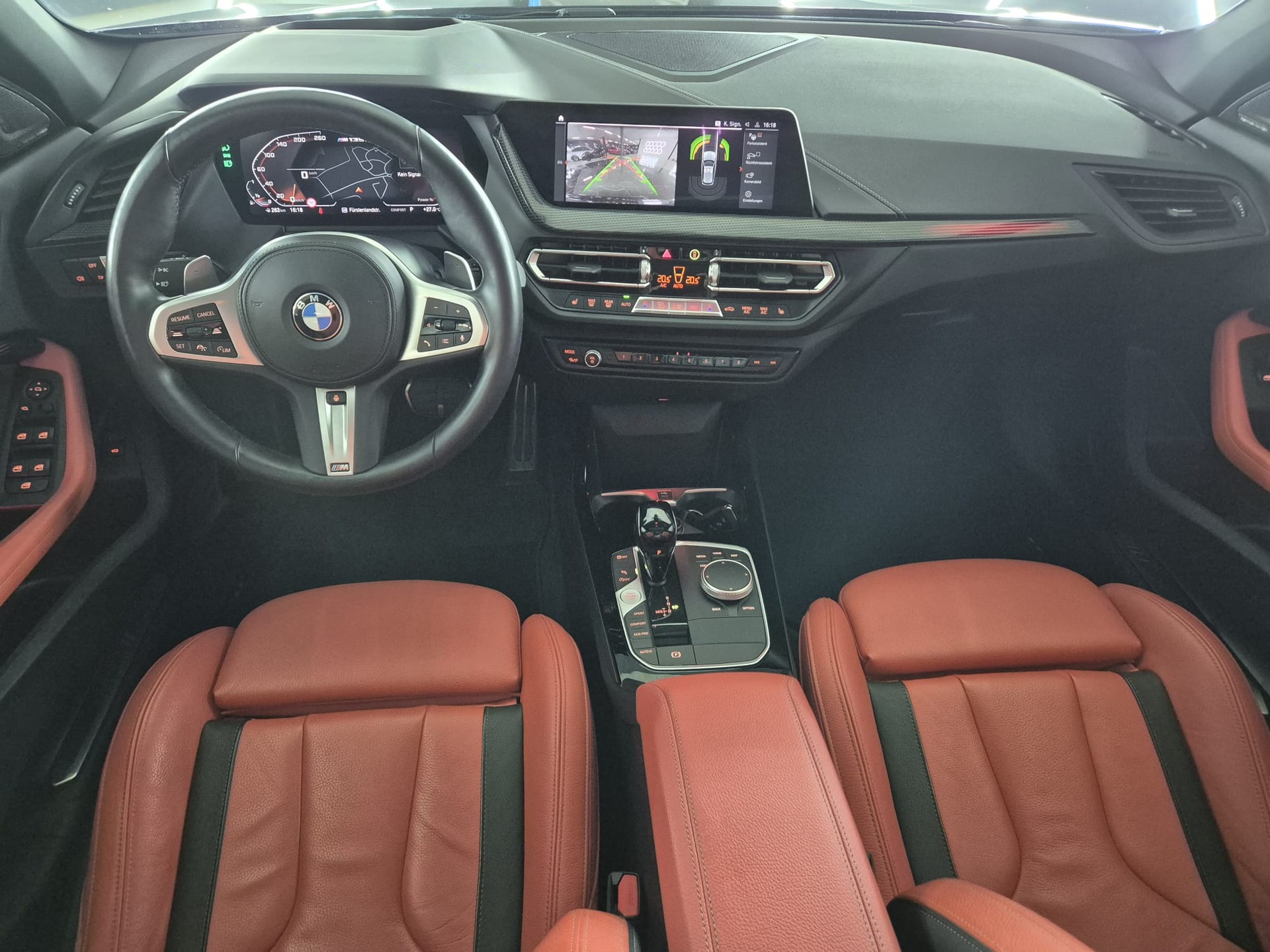 BMW M135i xDrive Steptronic-image-33