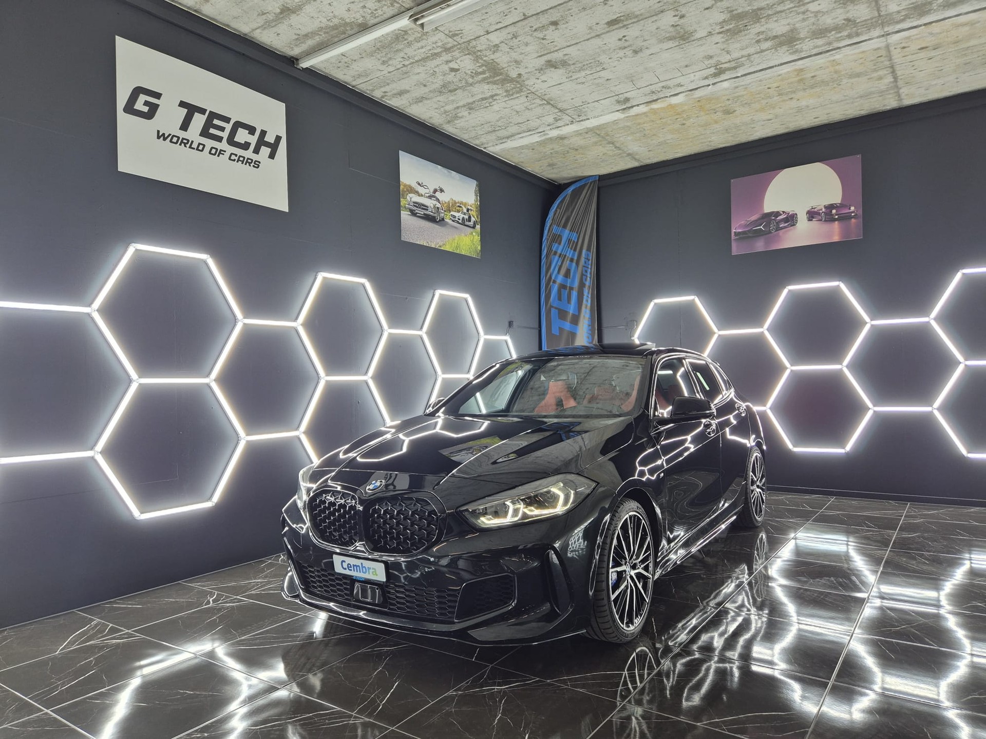 BMW M135i xDrive Steptronic-image-2