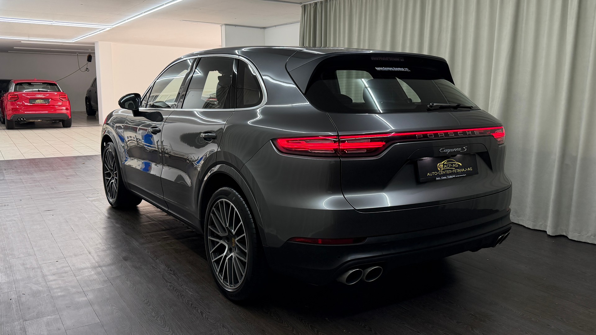 PORSCHE Cayenne S-image-5