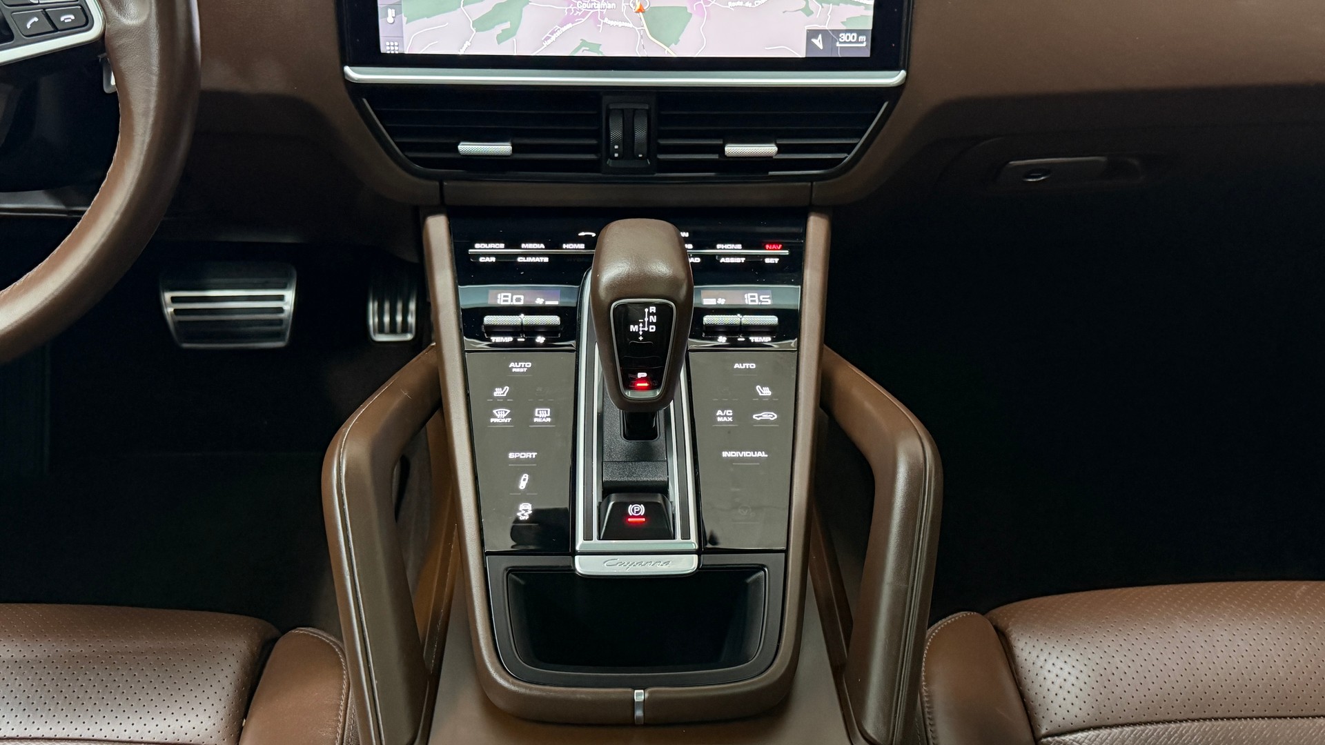 PORSCHE Cayenne S-image-13