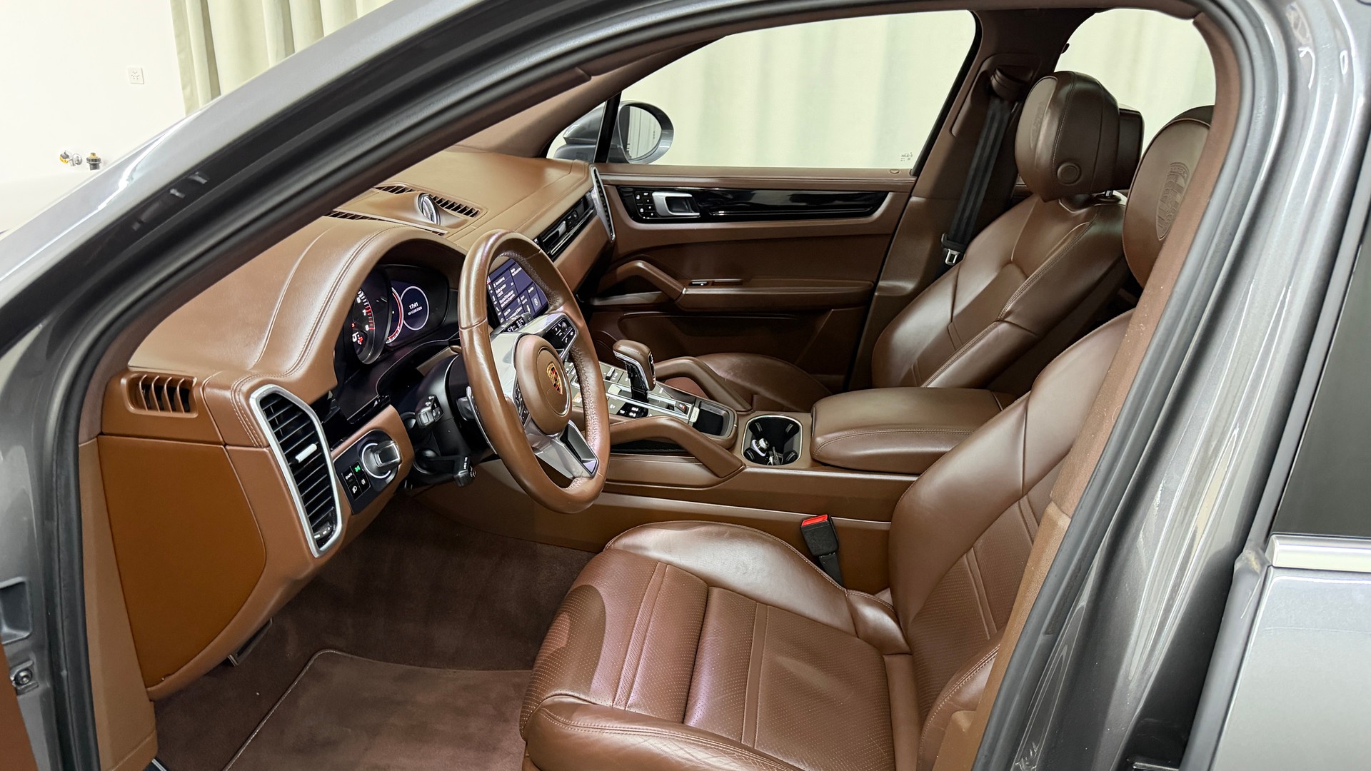 PORSCHE Cayenne S-image-6