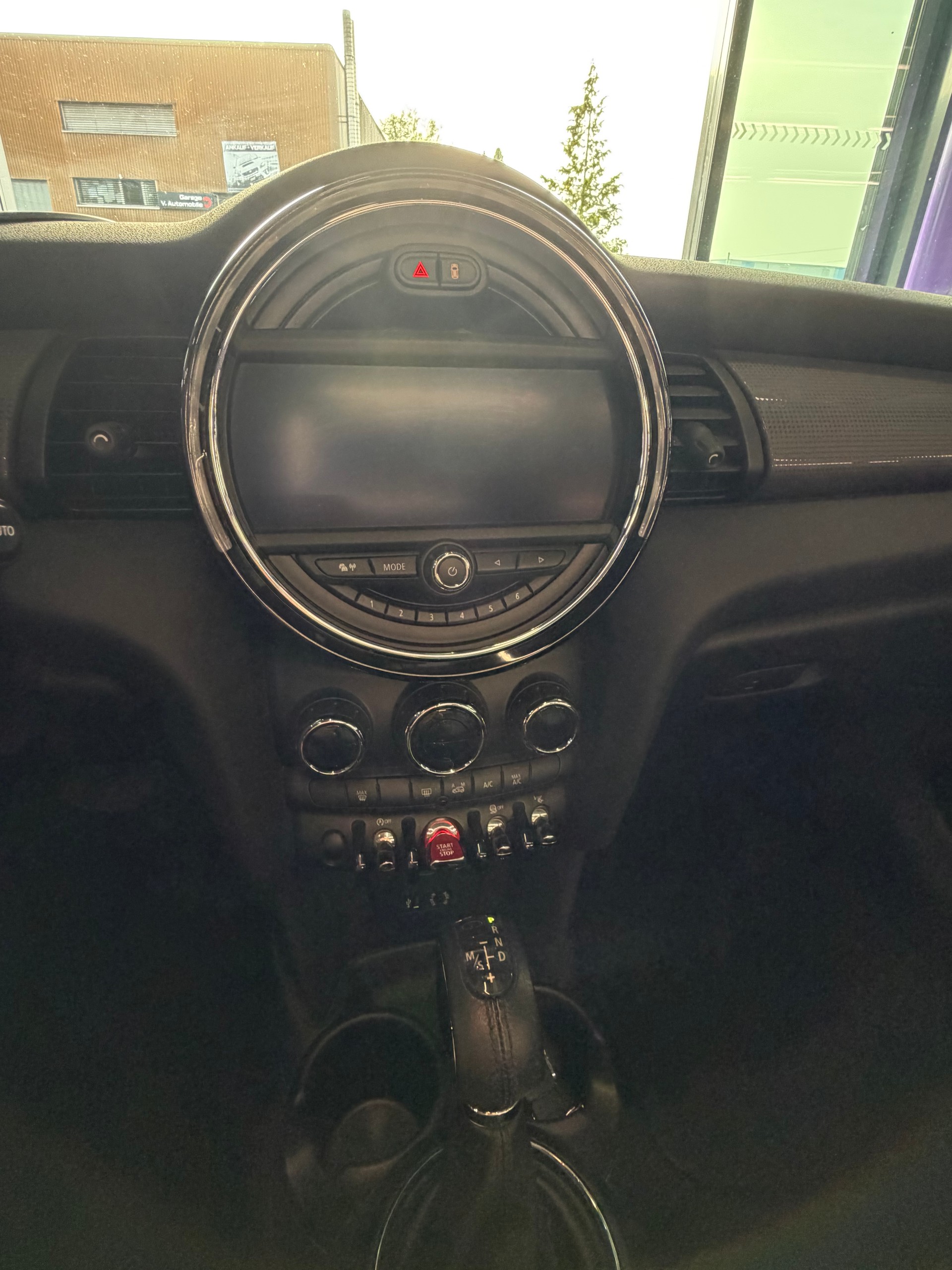 MINI Cooper Cabriolet Steptronic-image-13