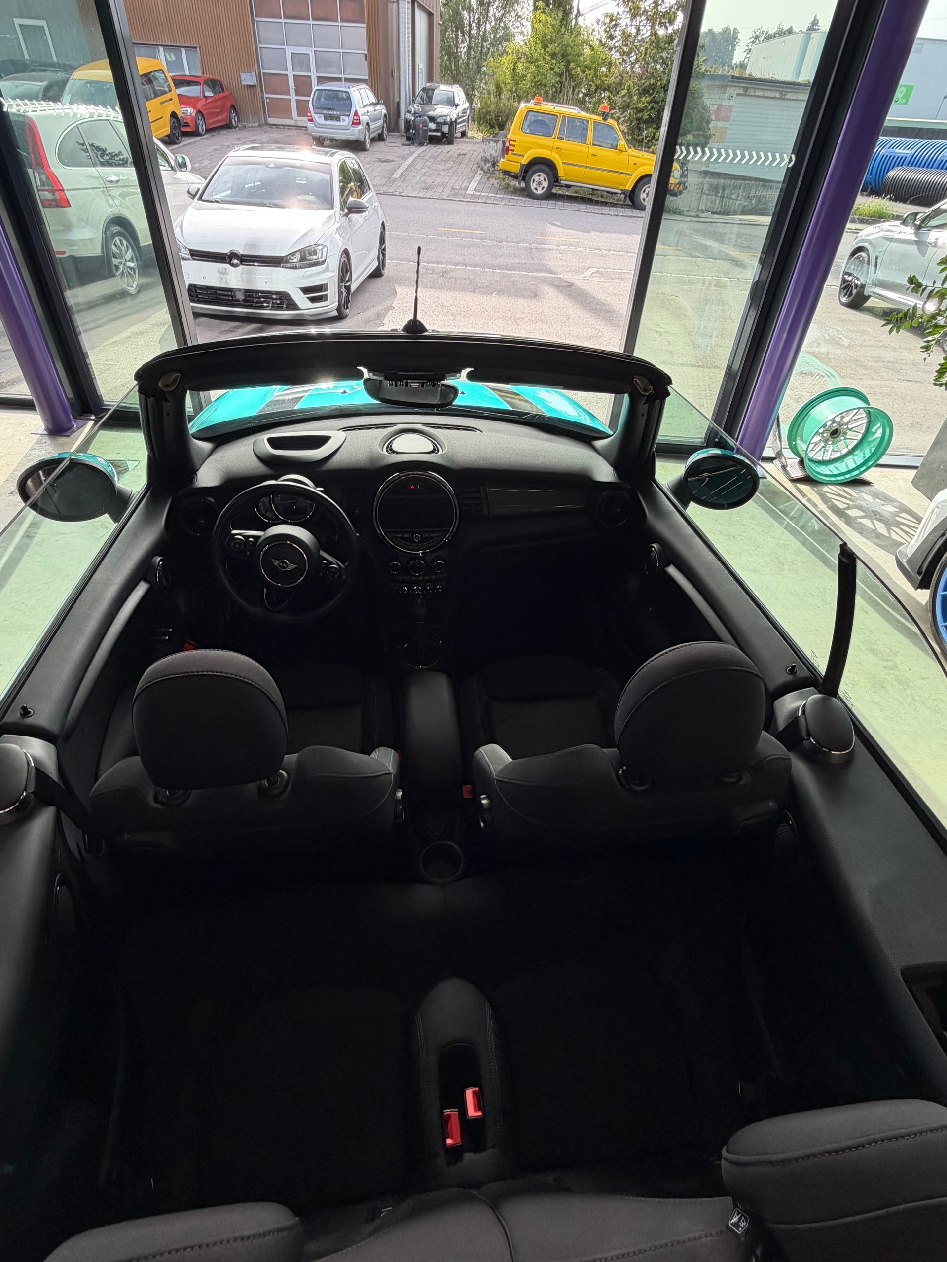 MINI Cooper Cabriolet Steptronic-image-8