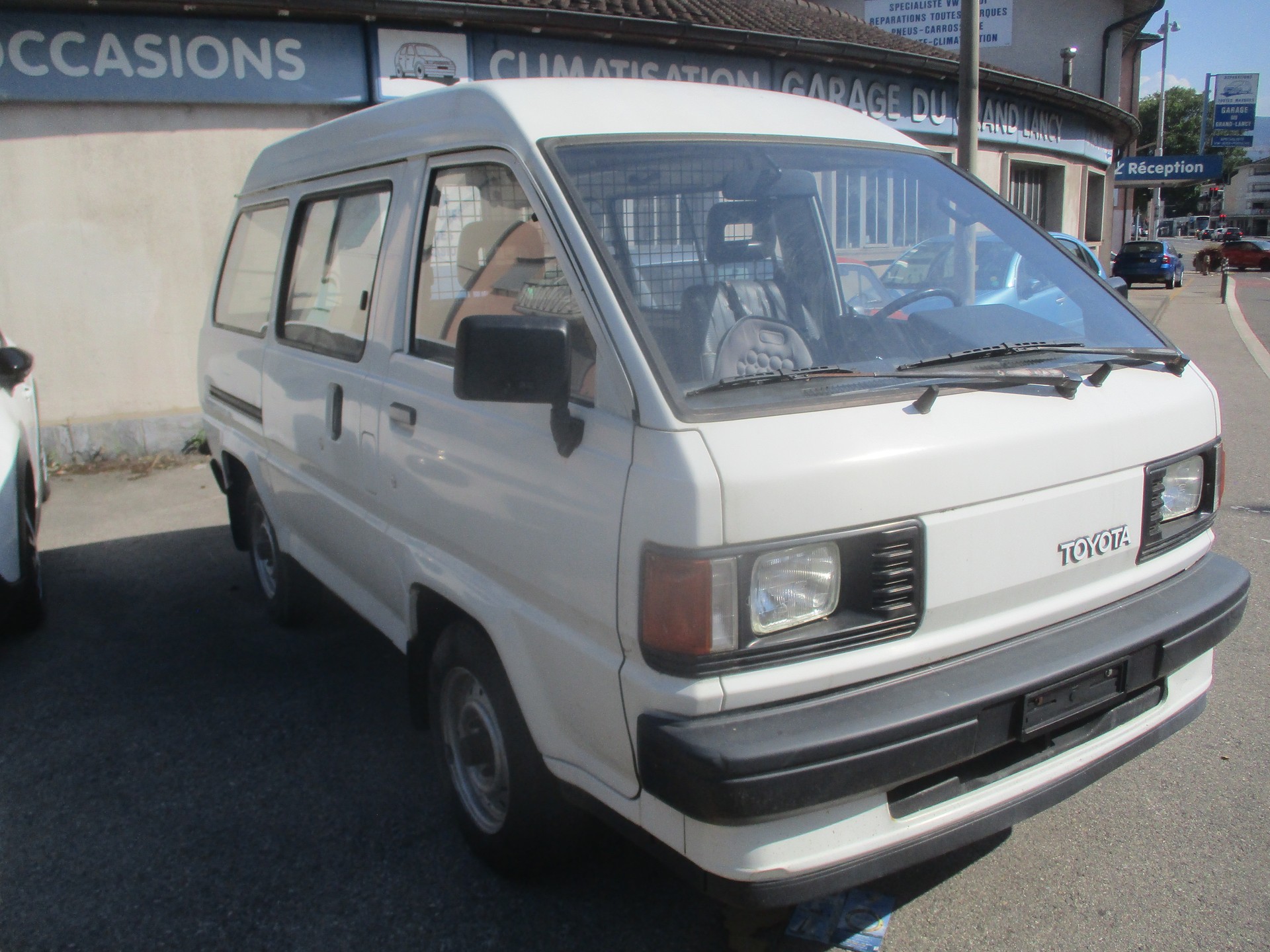 TOYOTA KM 36 LV-MRSW-image-1