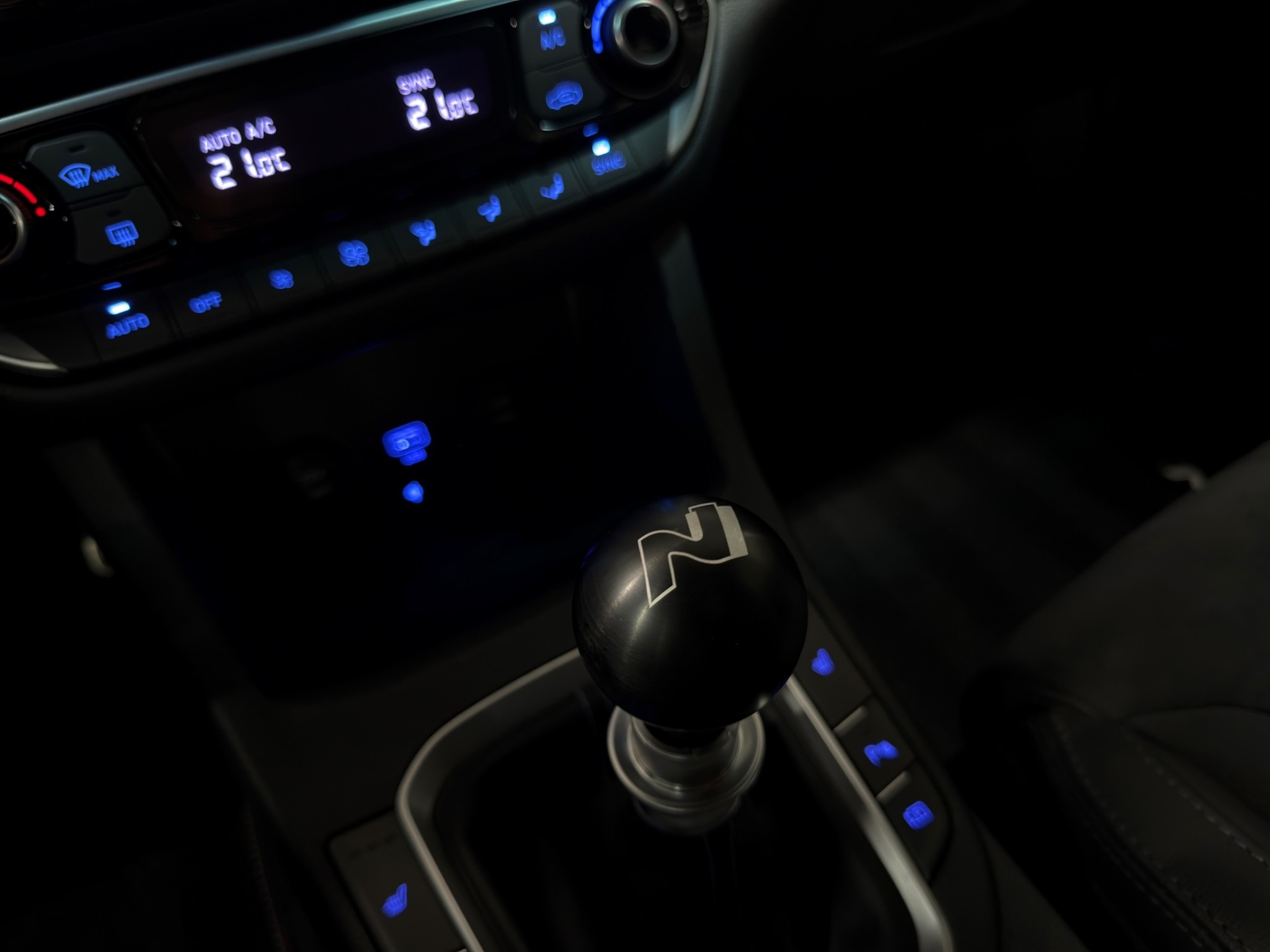 HYUNDAI i30 2.0 T-GDi N-image-19