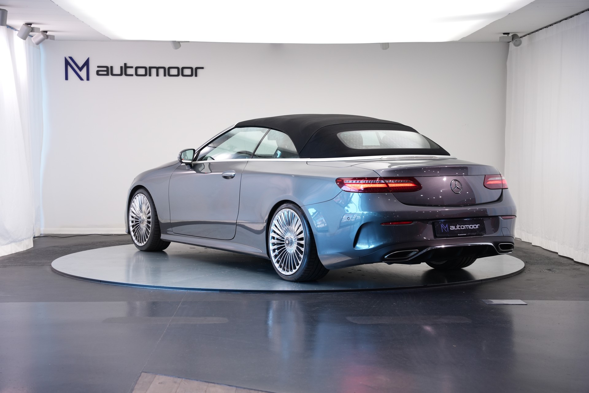 MERCEDES-BENZ E 400 Cabriolet AMG Line 4 Matic 9G-Tronic *20" Aversus* *Burmester*-image-11