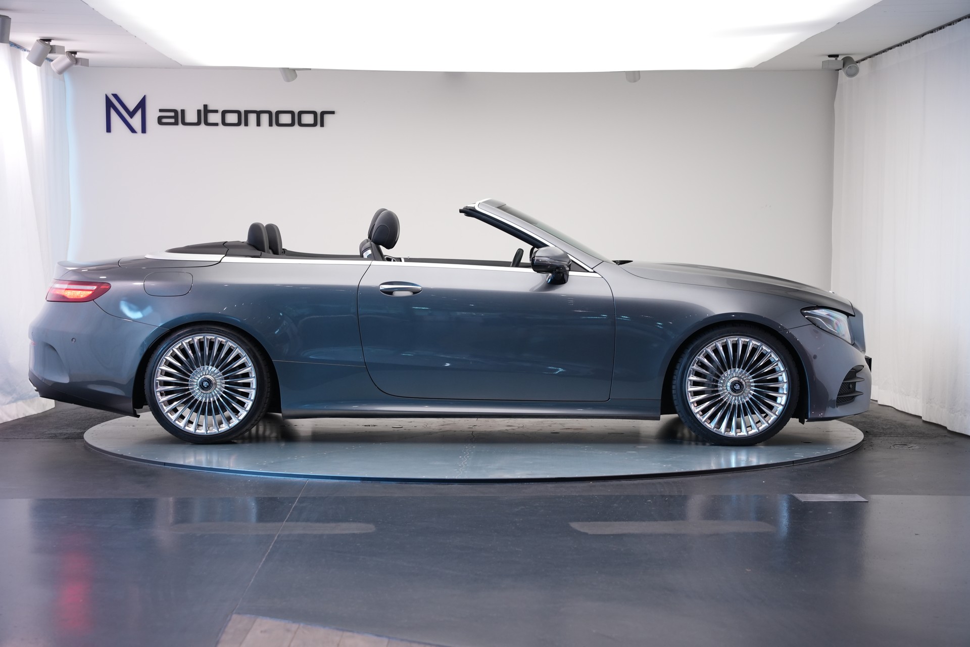 MERCEDES-BENZ E 400 Cabriolet AMG Line 4 Matic 9G-Tronic *20" Aversus* *Burmester*-image-3