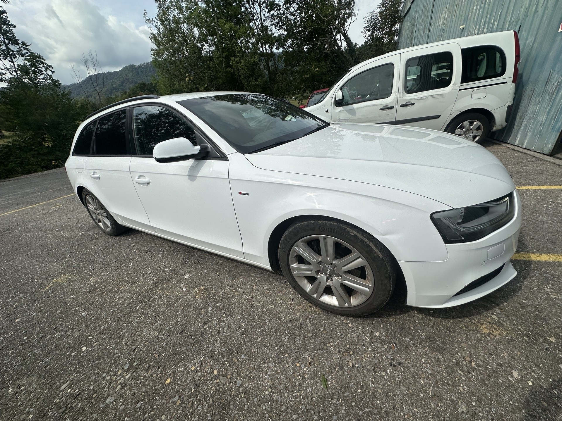 AUDI A4 Avant 2.0 TDI quattro S-tronic-image-7