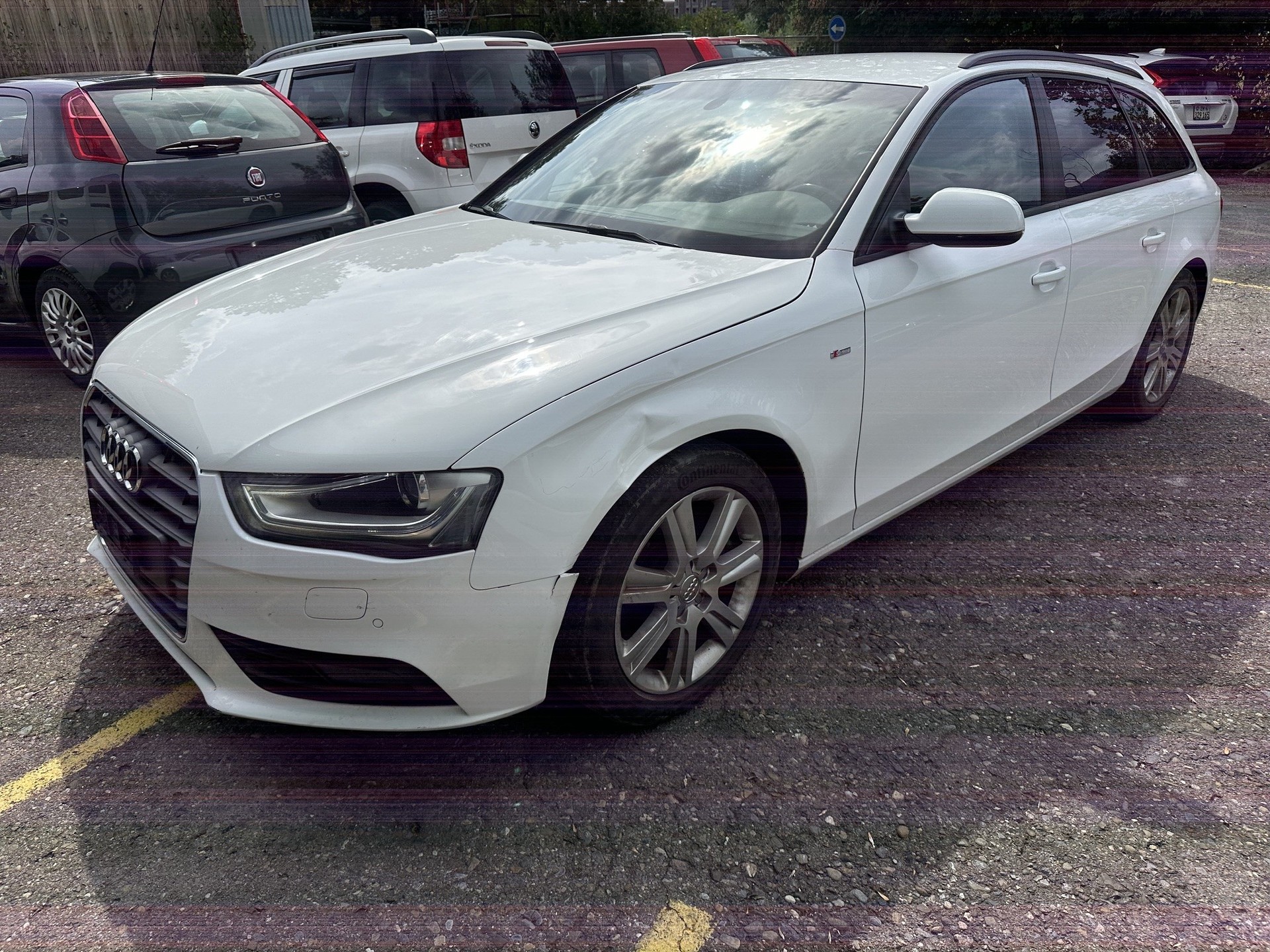AUDI A4 Avant 2.0 TDI quattro S-tronic-image-1