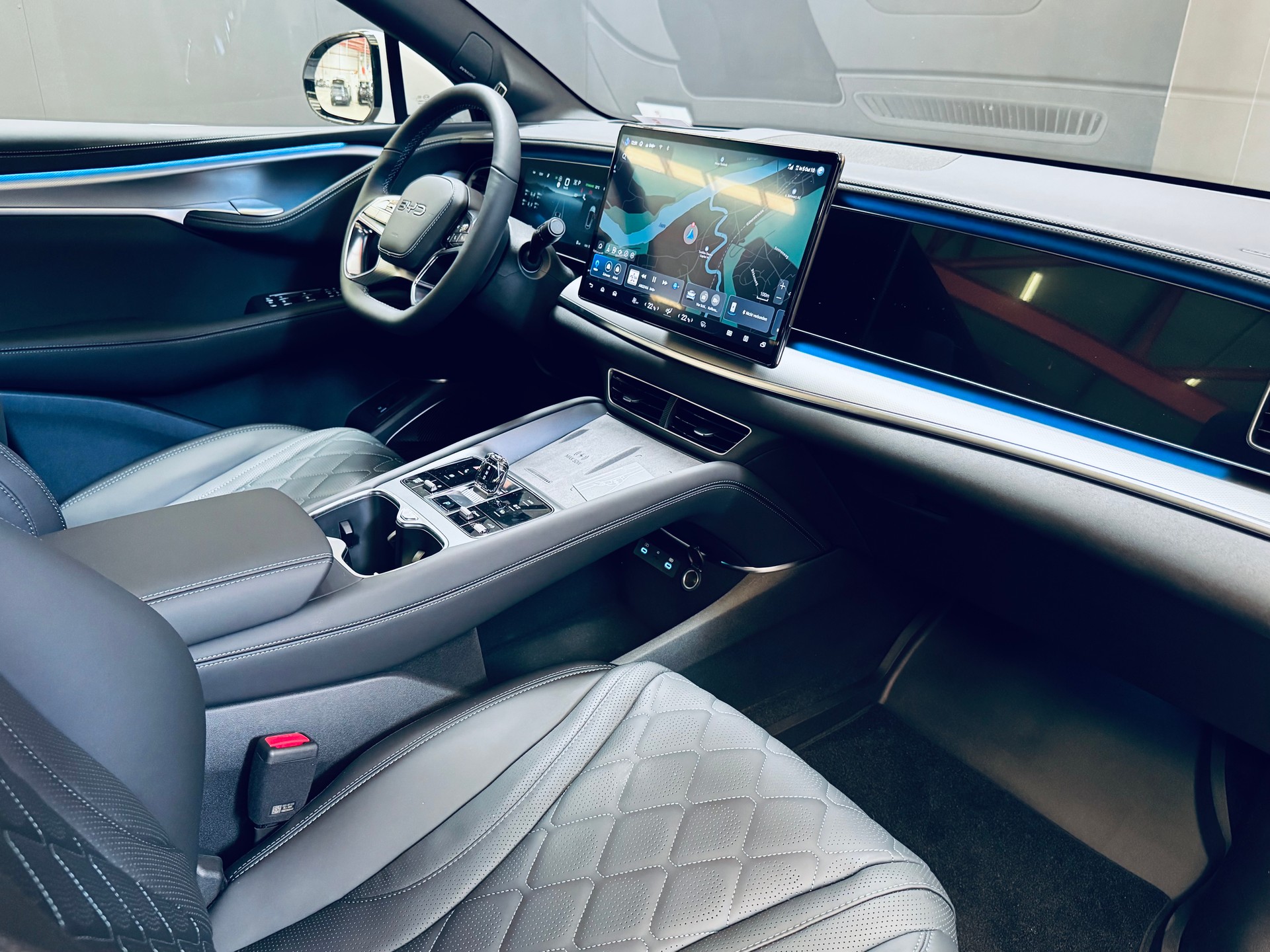BYD Sealion 7 91,3 kWh Excellence AWD-image-17