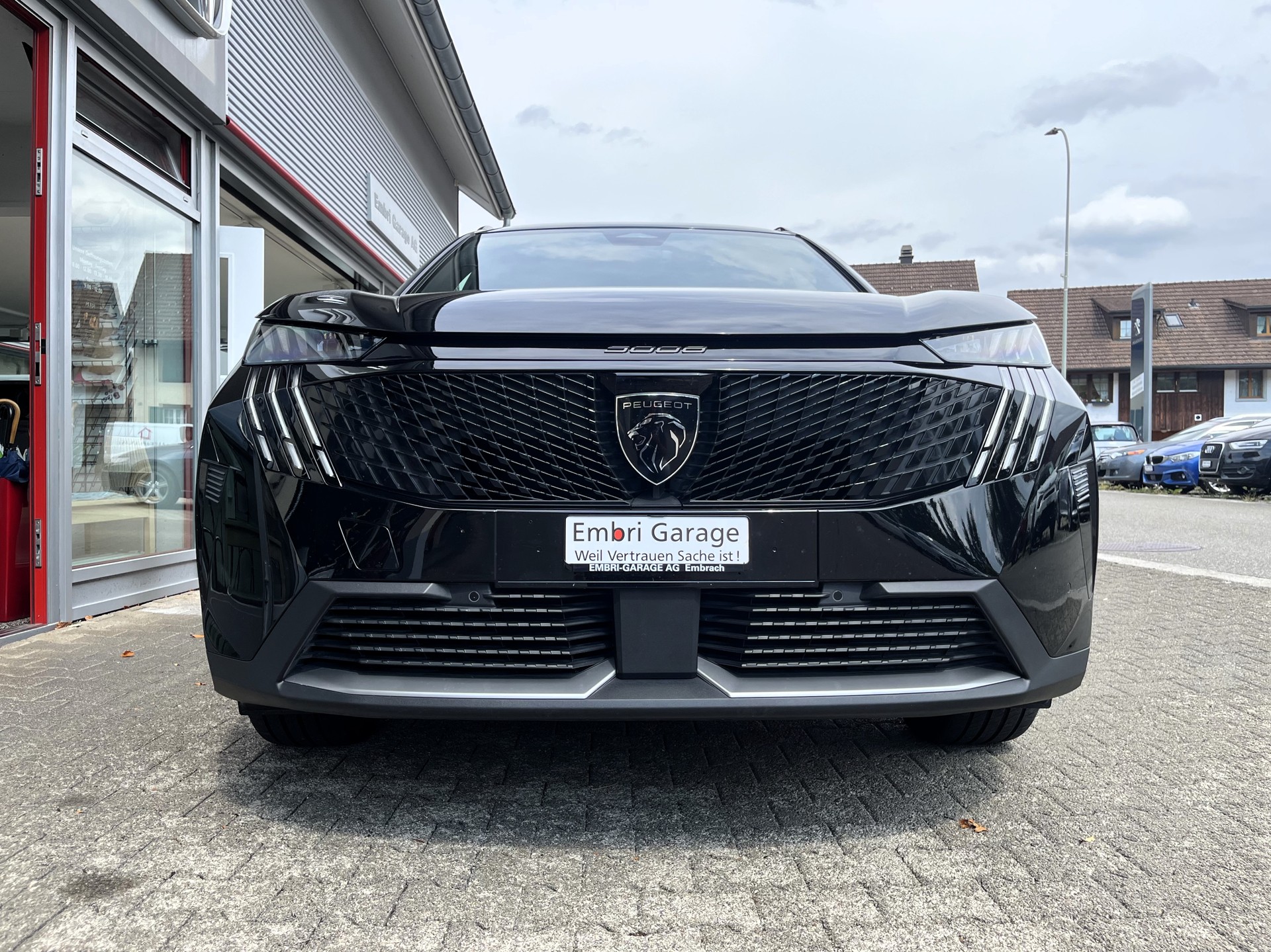 PEUGEOT 5008 145 Hybrid e-DCS6 GT-image-2