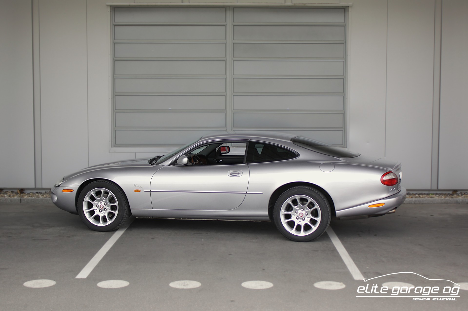 JAGUAR XKR S/C-image-2
