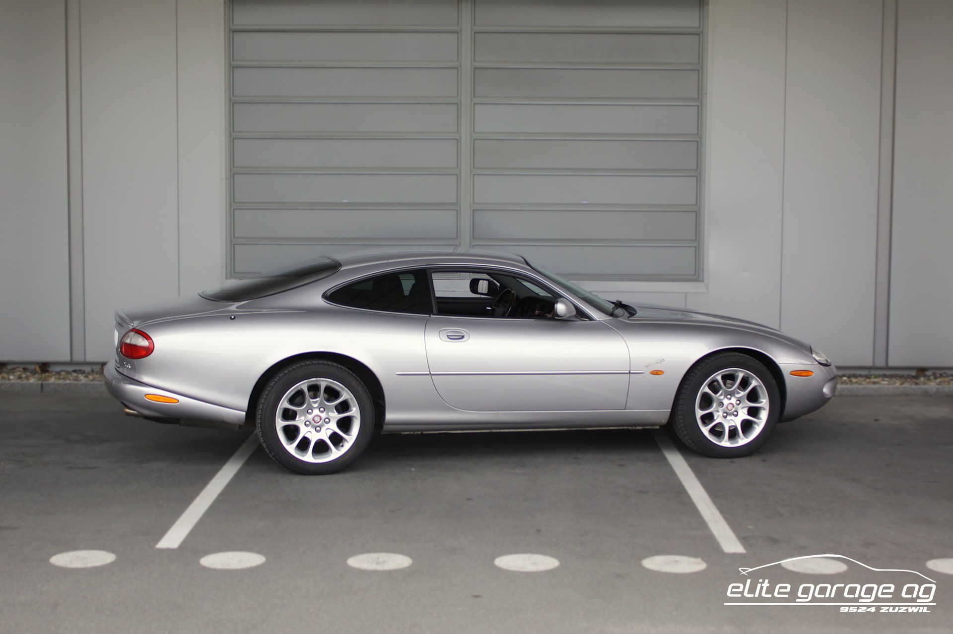 JAGUAR XKR S/C-image-4