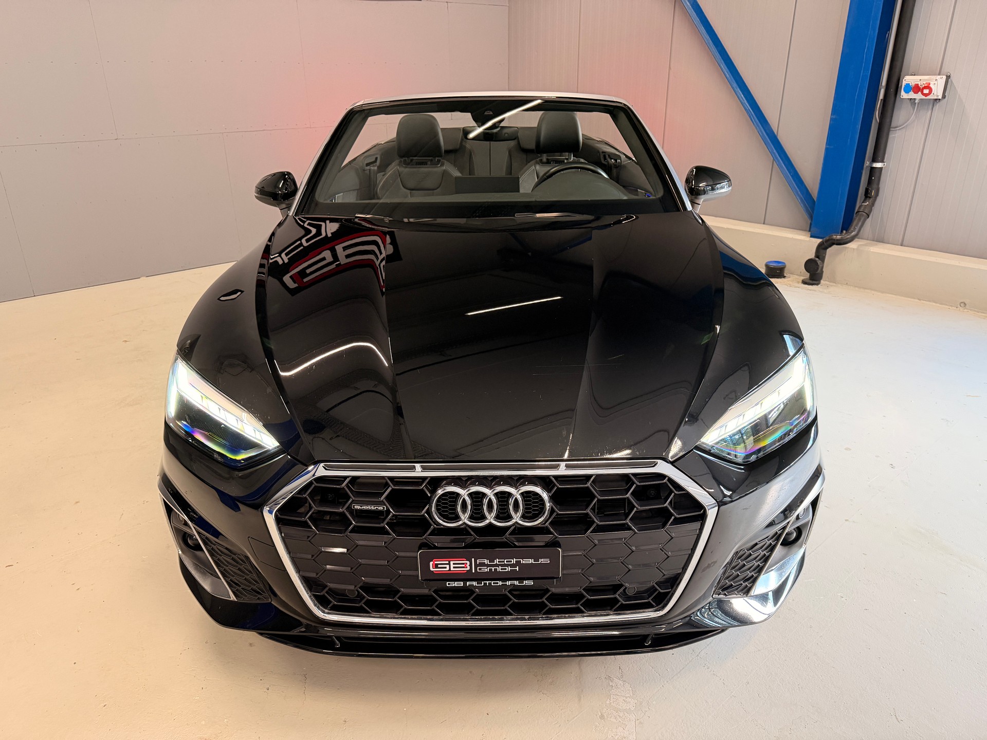 AUDI A5 Cabriolet 40 TFSI S-Line Attraction S-tronic quattro-image-4