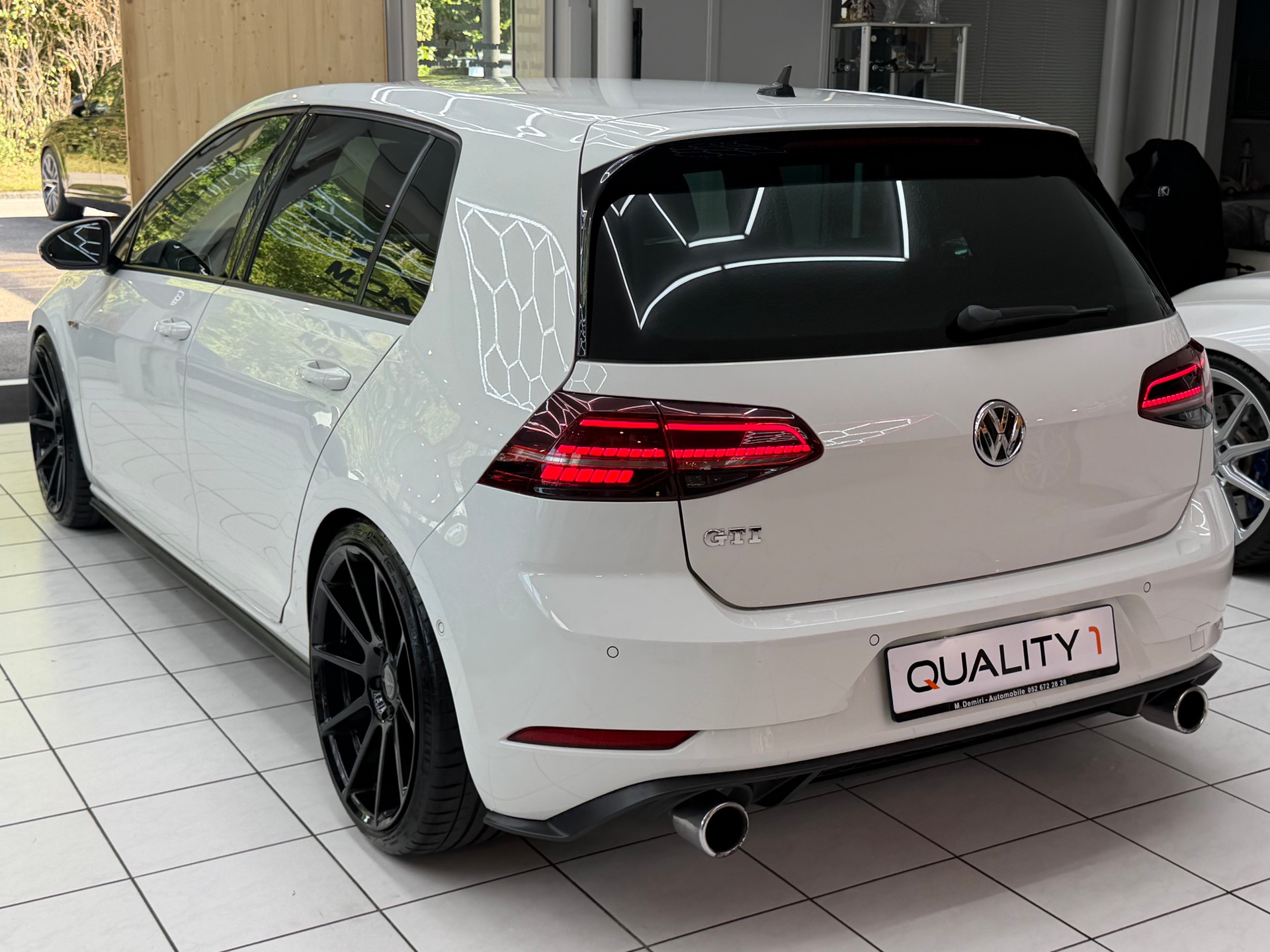 VW Golf VII 2.0 TSI 230 GTI-image-7