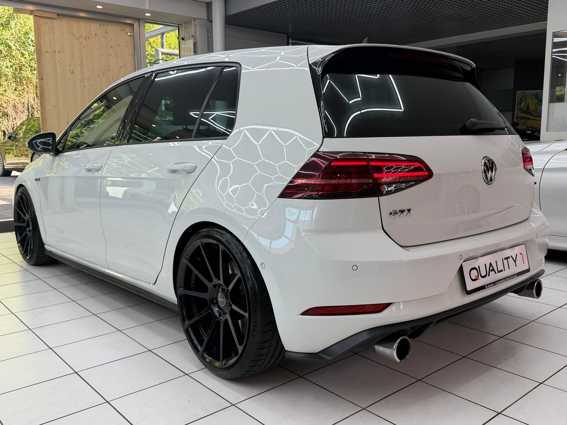 VW Golf VII 2.0 TSI 230 GTI-image-6