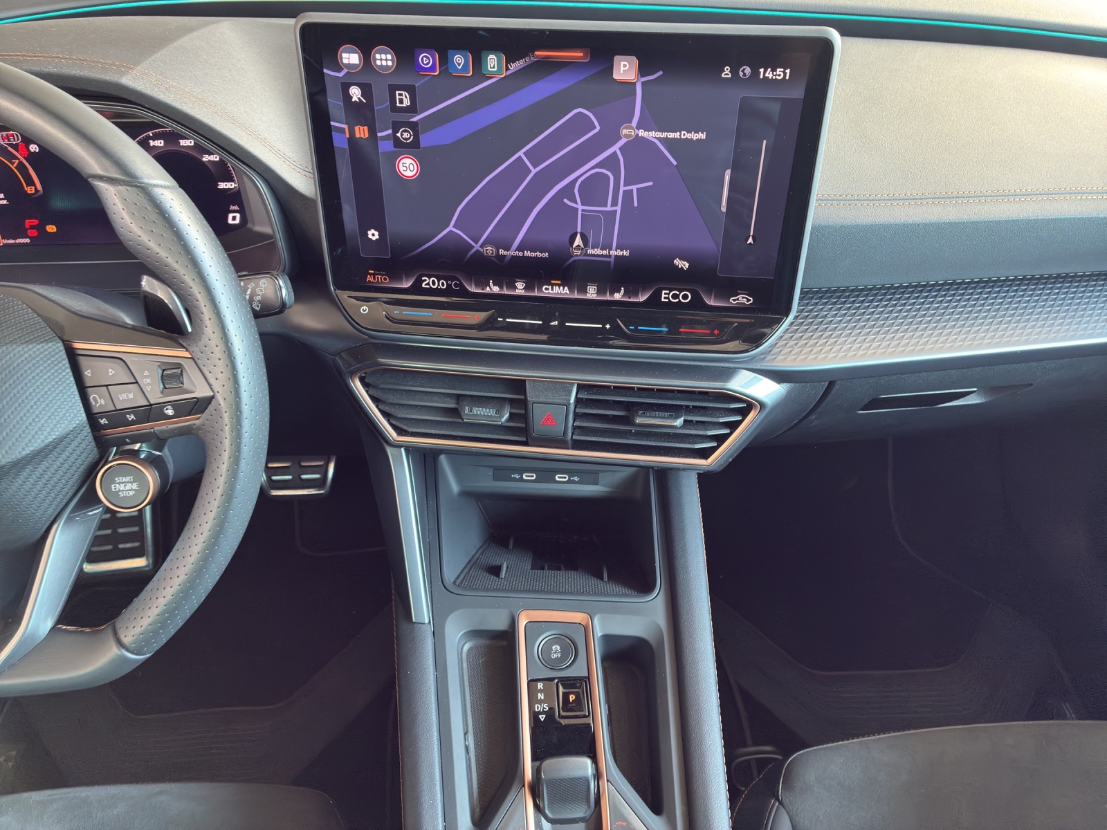CUPRA LEON ST 1.5 e-HYBRID pHEV Black SymphonyDSG-image-10