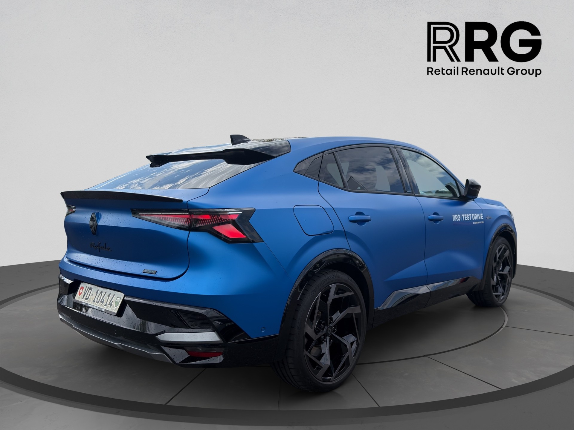 RENAULT Rafale 1.2 E-Tech Plug-in Hybrid 300 4x4 Atelier Alpine-image-2