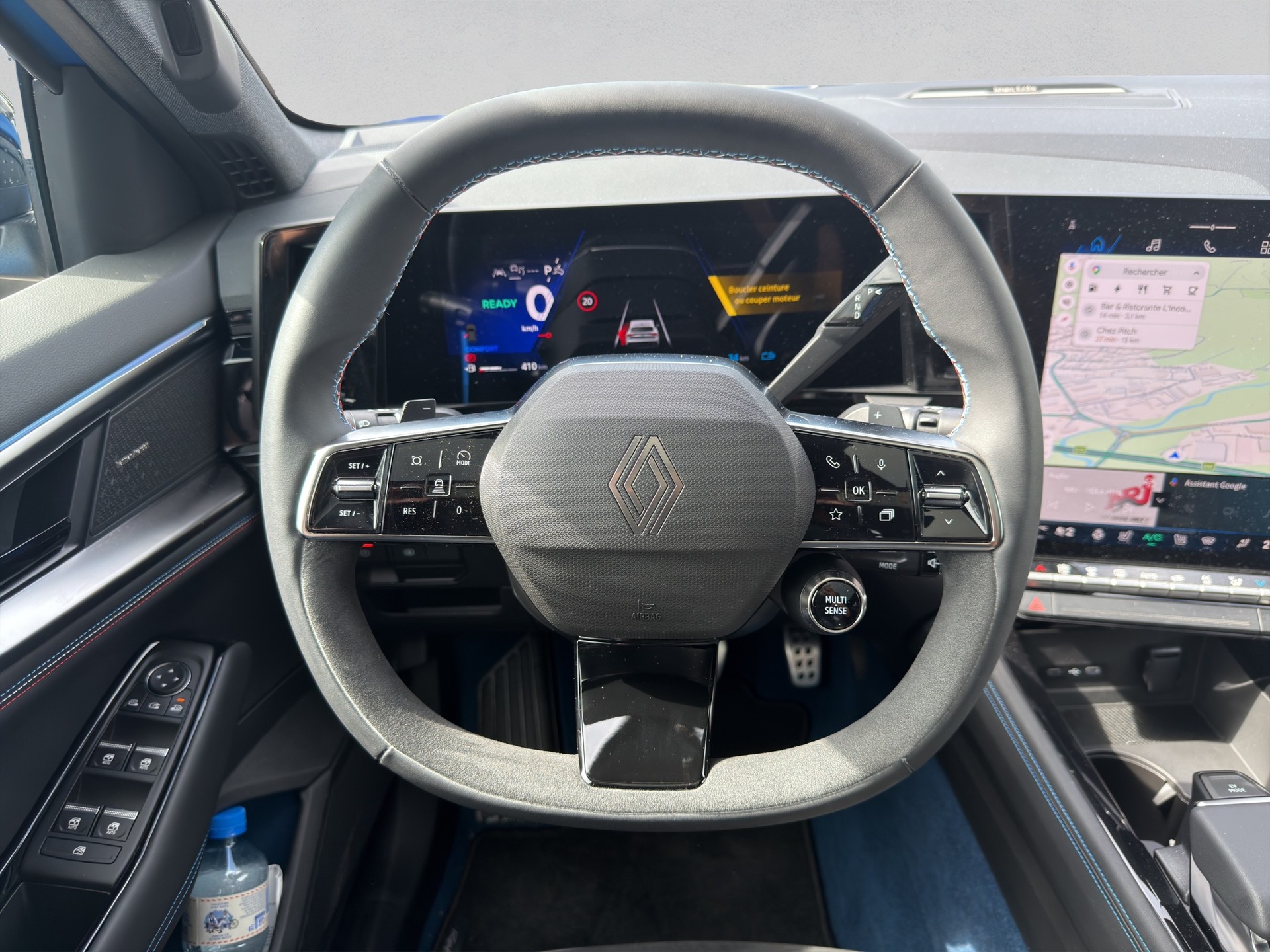 RENAULT Rafale 1.2 E-Tech Plug-in Hybrid 300 4x4 Atelier Alpine-image-9