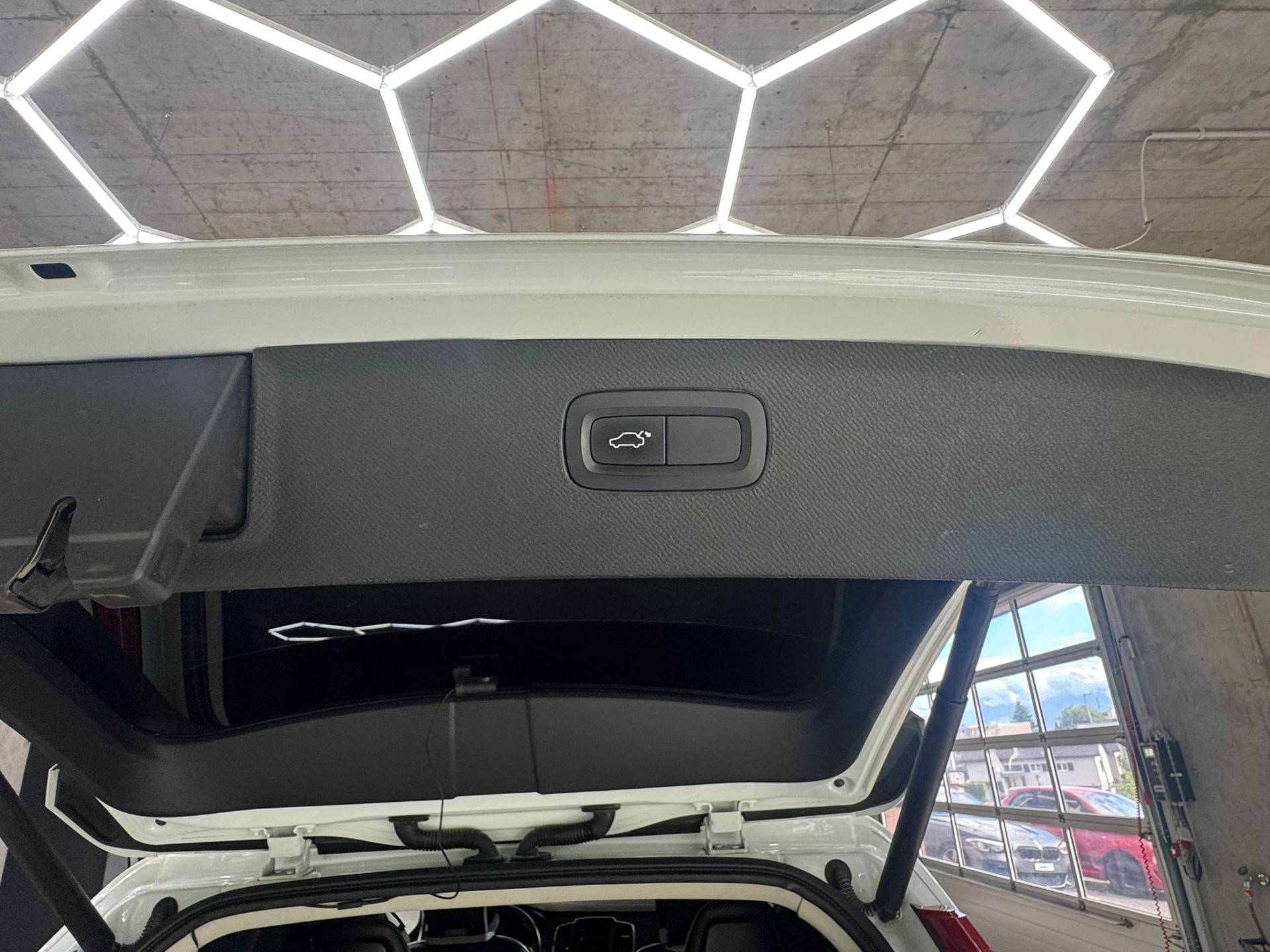 VOLVO XC90 D5 AWD Inscription Geartronic-image-9