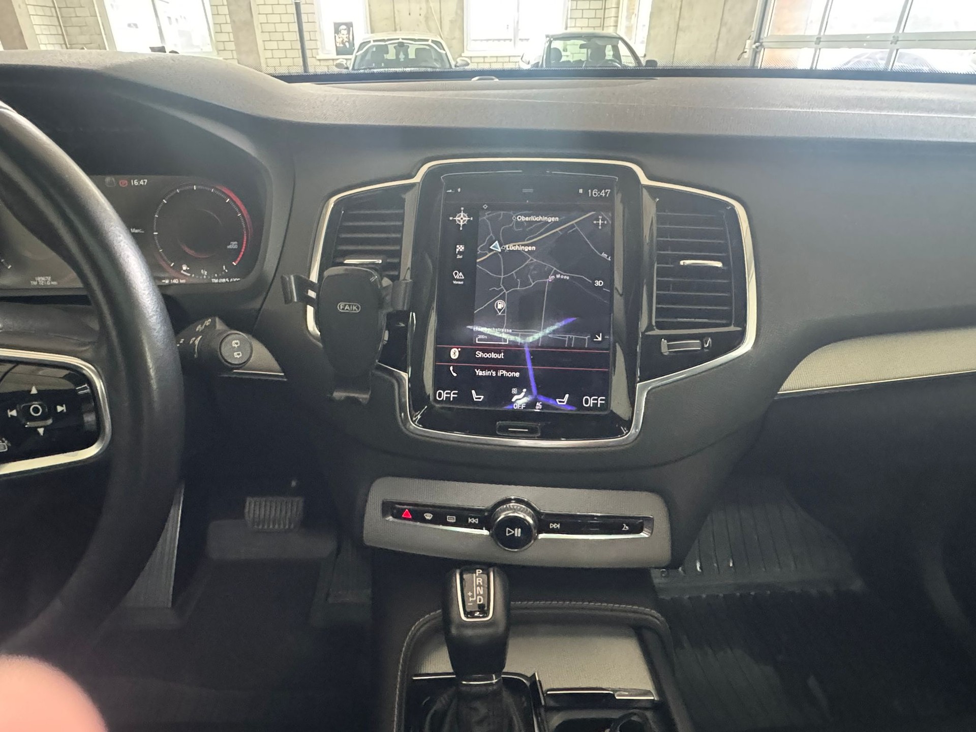 VOLVO XC90 D5 AWD Inscription Geartronic-image-8