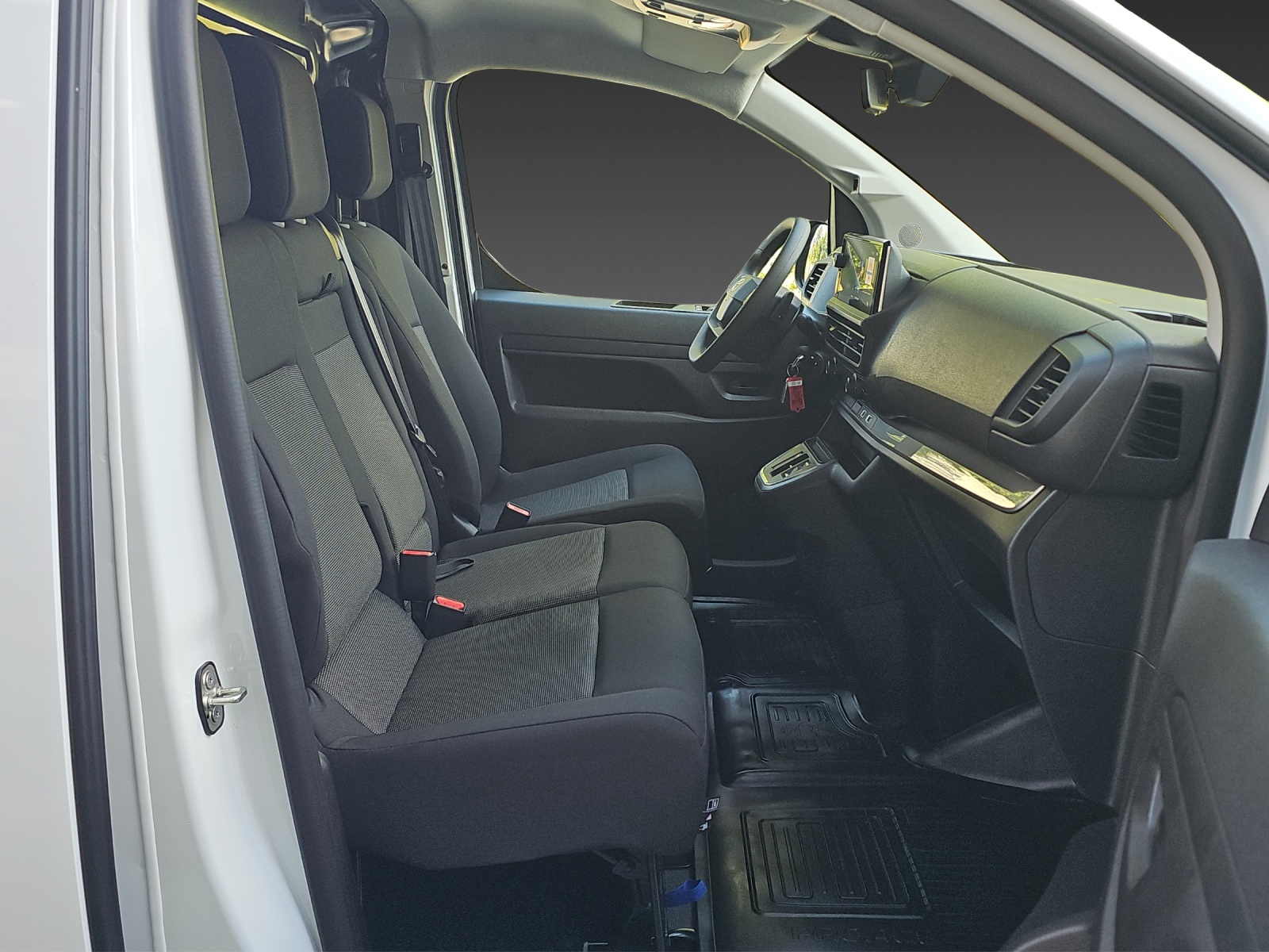 TOYOTA Proace EV 75kWh Long Meister-image-12