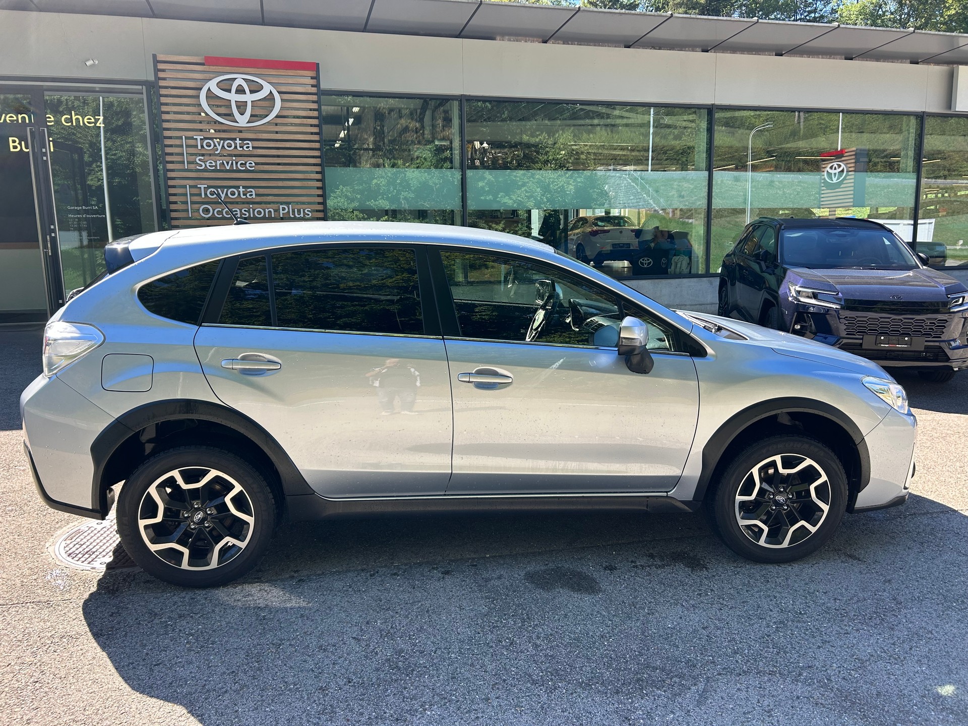 SUBARU XV 1.6 Swiss Two-image-0