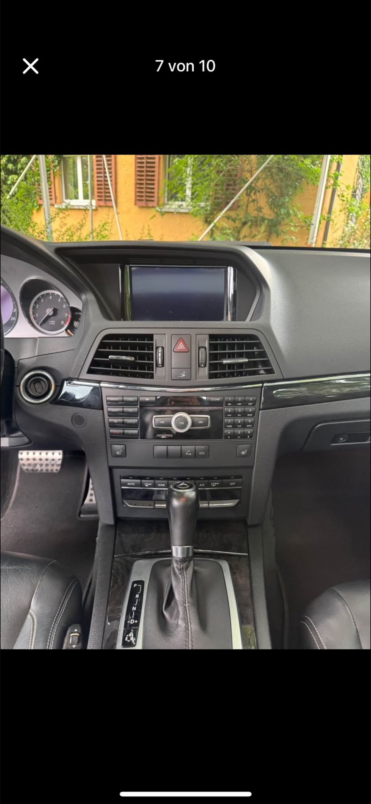MERCEDES-BENZ E 300 CGI BlueEfficiency 7G-Tronic-image-6