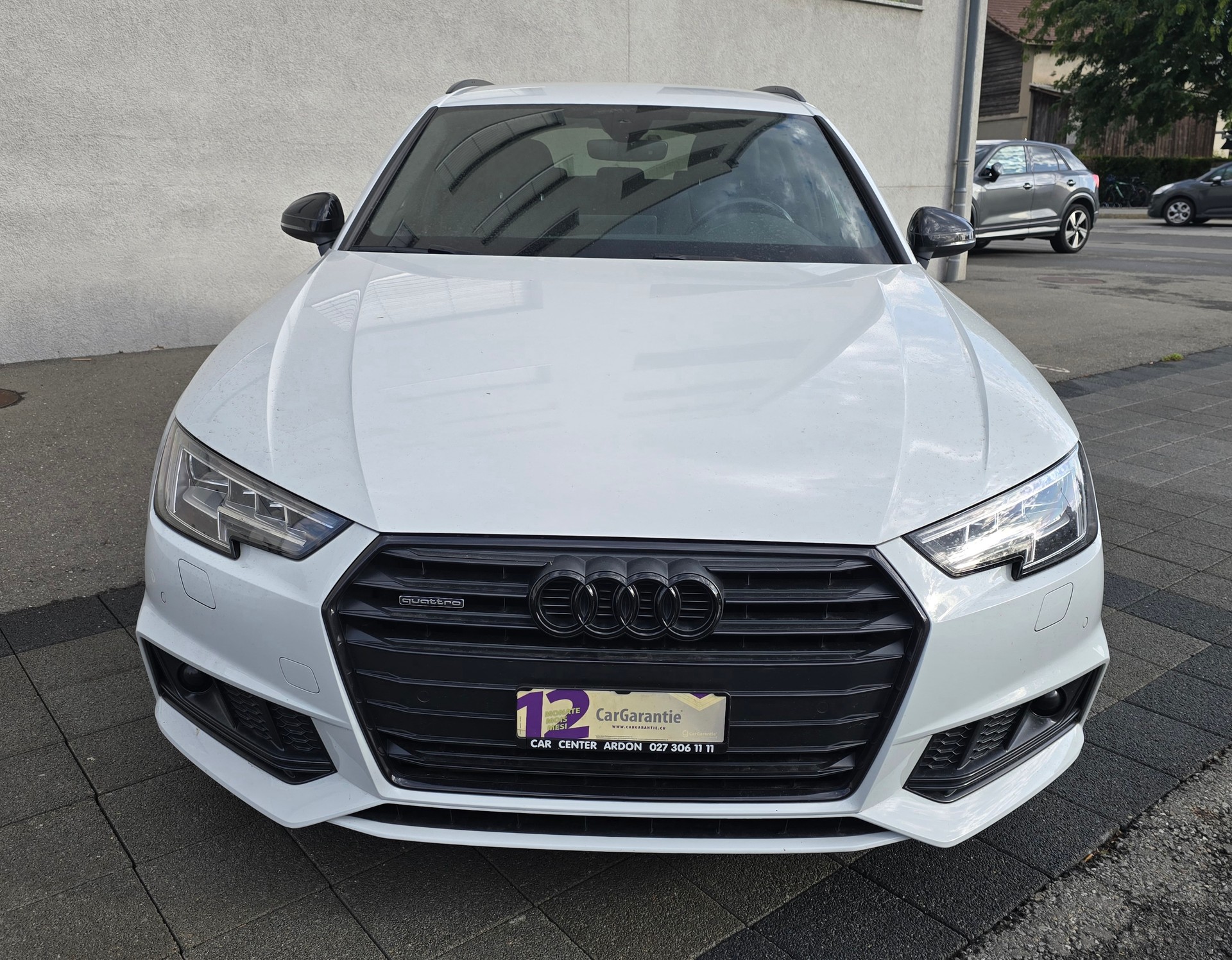 AUDI A4 Avant 2.0 TFSI Sport quattro S-tronic-image-8
