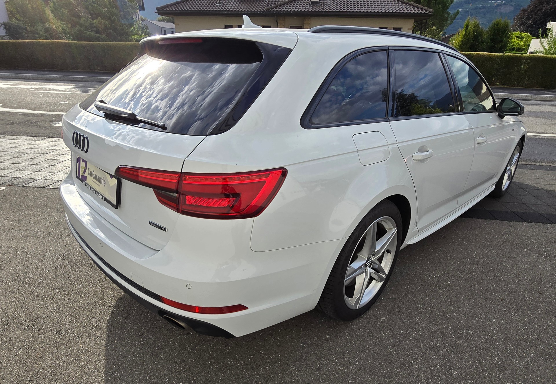 AUDI A4 Avant 2.0 TFSI Sport quattro S-tronic-image-5