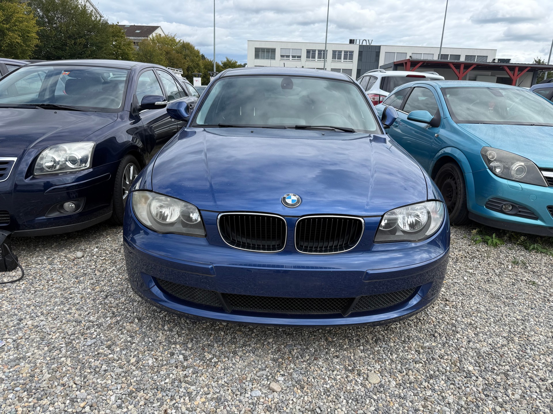 BMW 118i AccessPlus-image-0