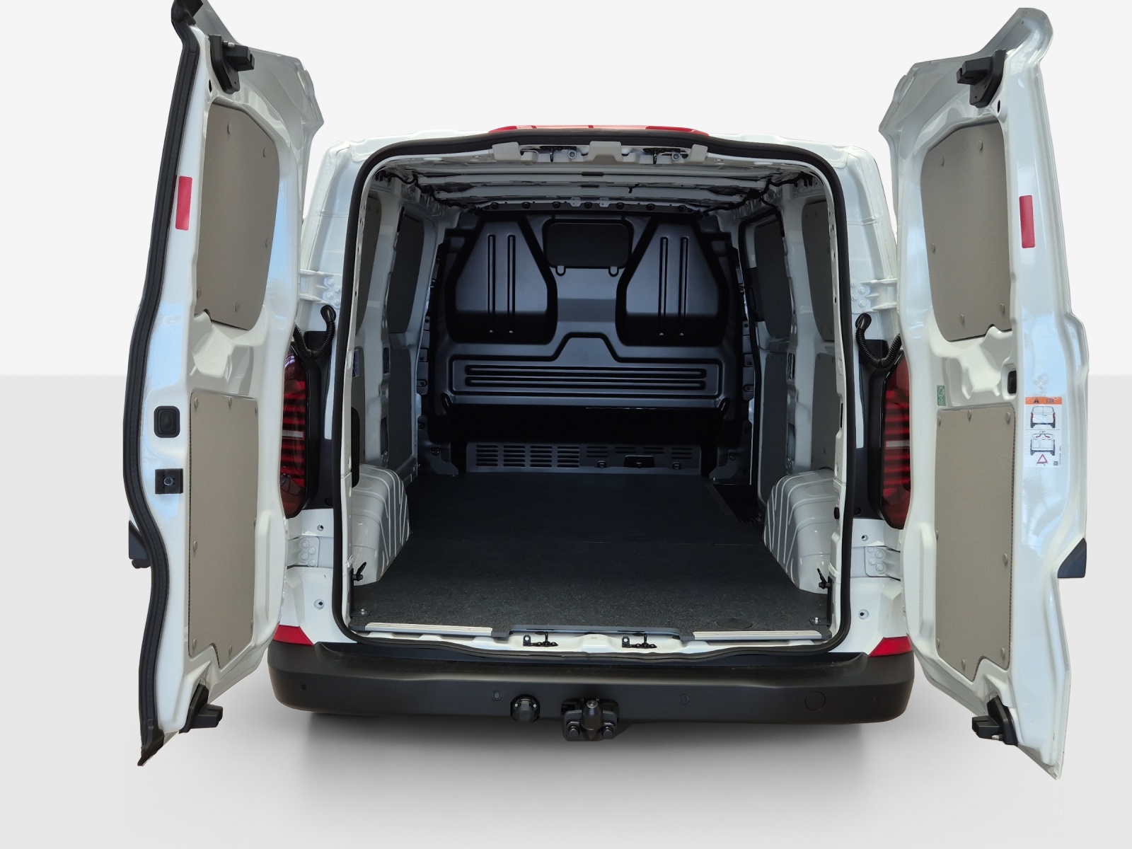 VW Transporter Plus 2.5 TSI e-Hybrid-image-12