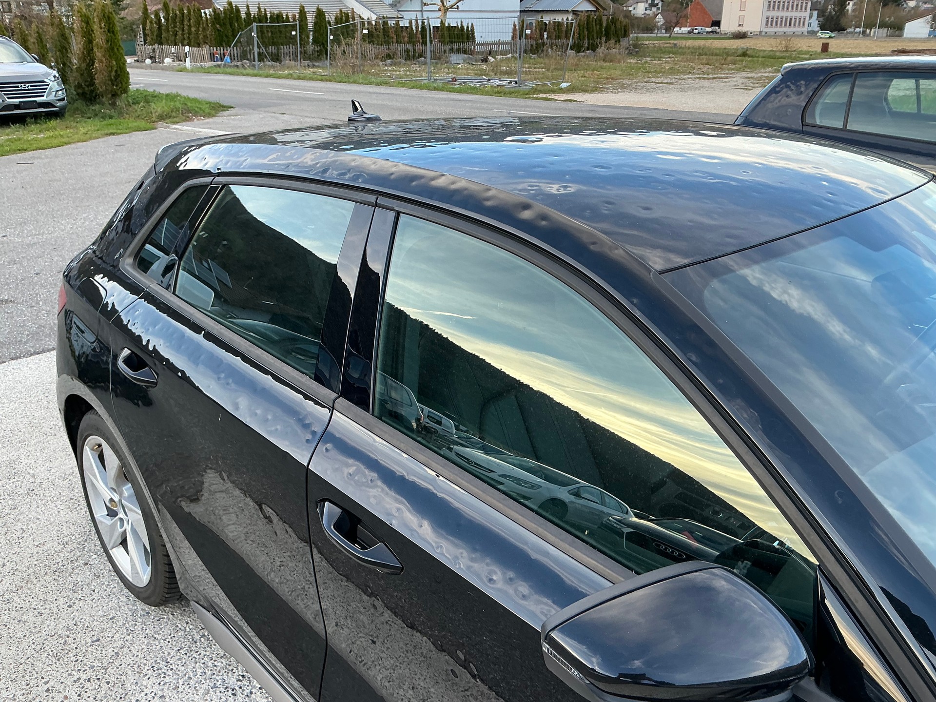 AUDI A3 Sportback 35 TFSI S line Attraction S-tronic-image-4